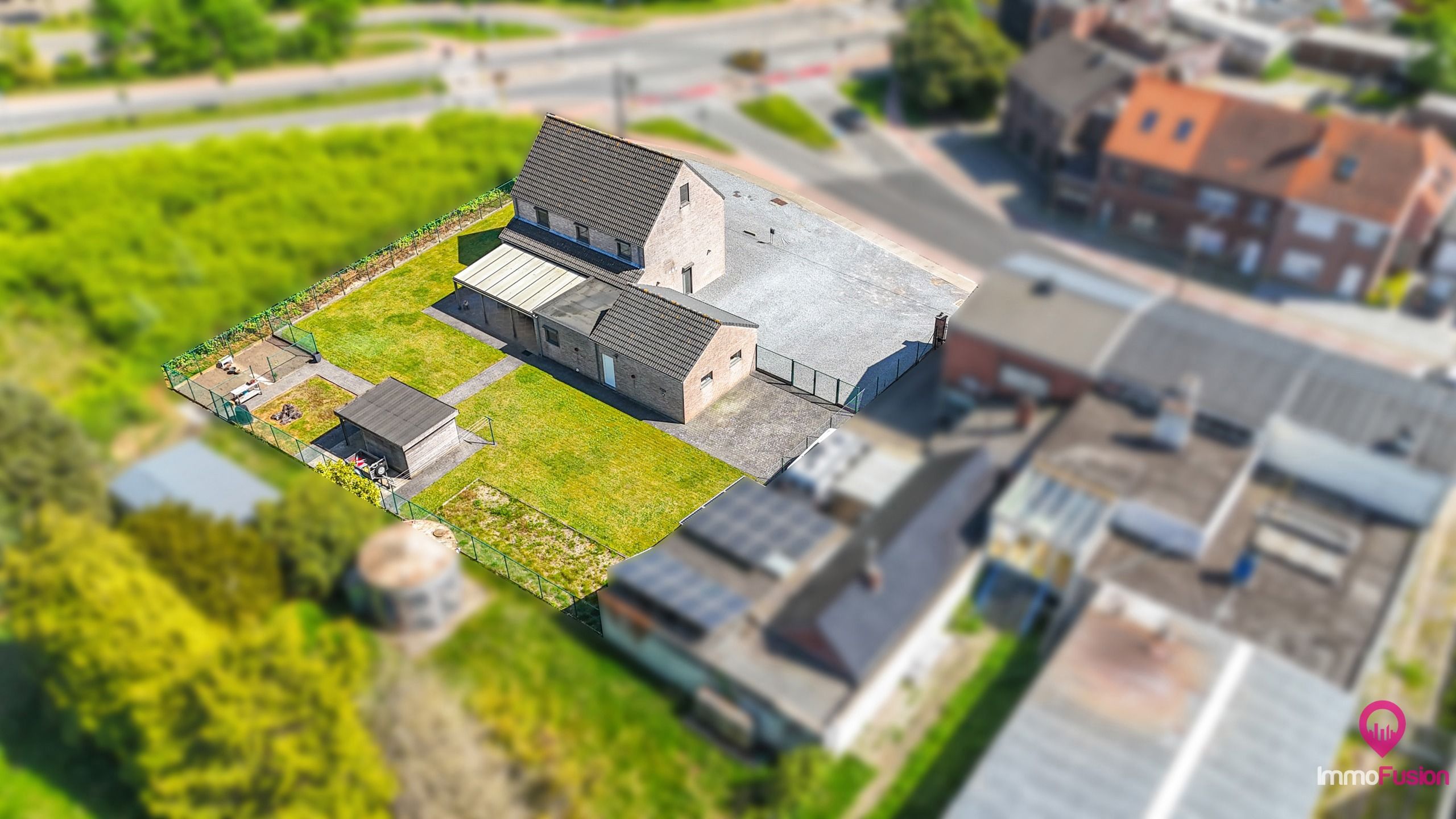 Ruime gezinswoning met 3 slpks, dubbele garage en grote tuin! foto 61