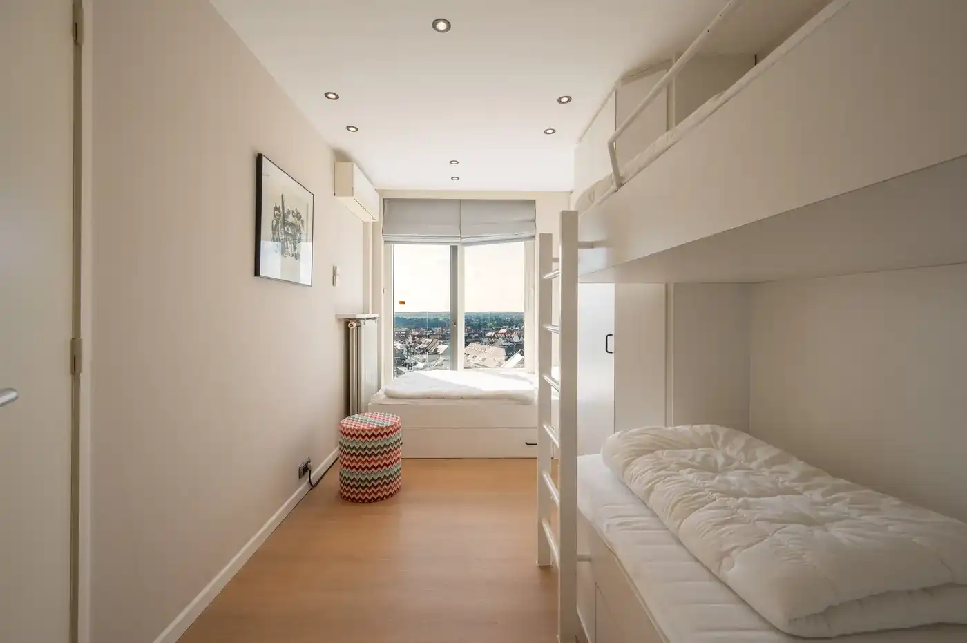 Uitzonderlijke penthouse gelegen op de Zeedijk aan het Van Bunnenplein met panoramische zichten foto 15