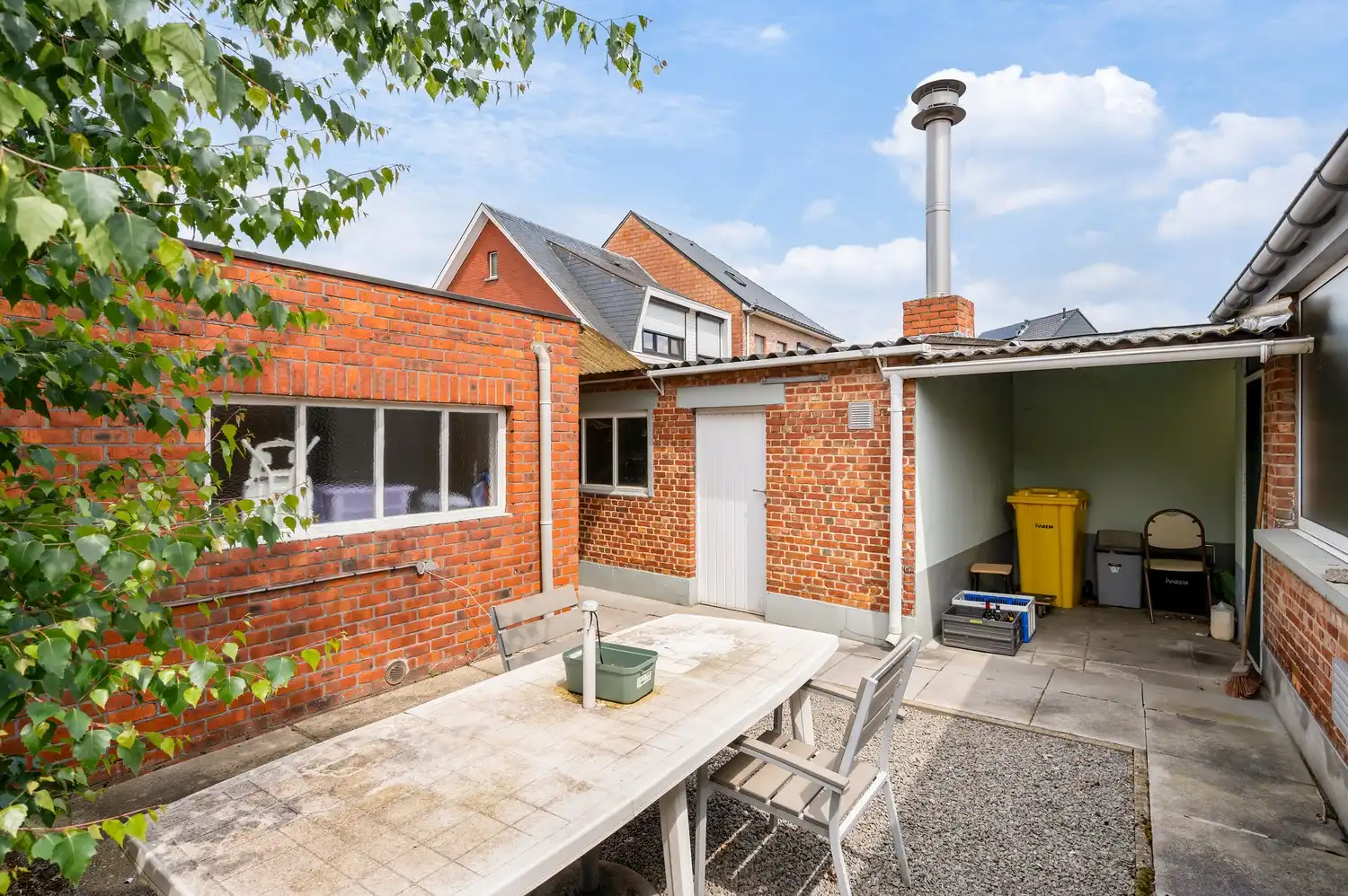 TE RENOVEREN WONING OP GOEDE LOCATIE + MAGAZIJN foto 21
