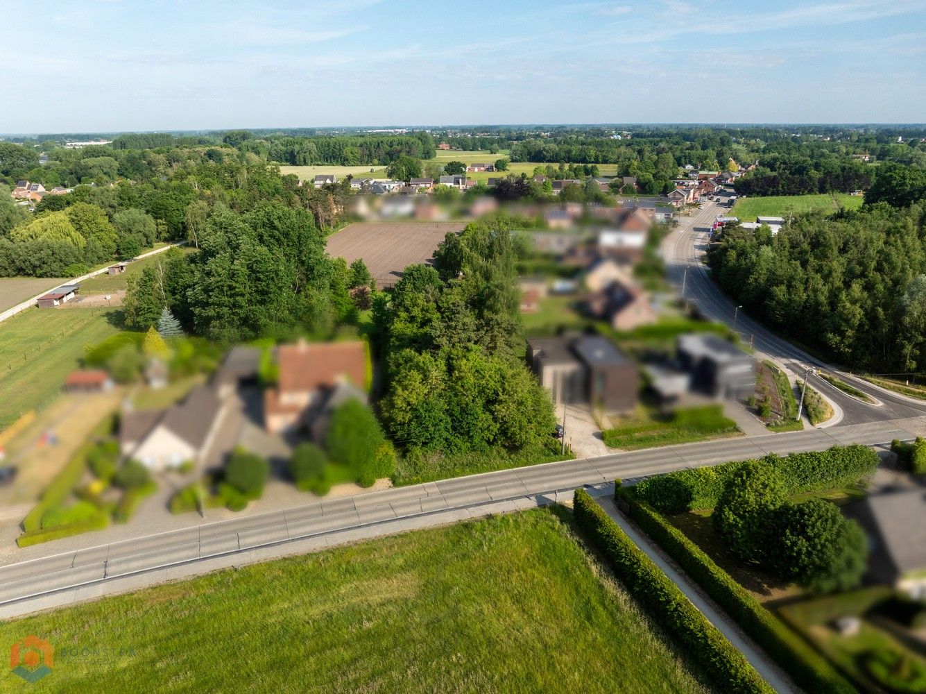 Bouwgrond voor open bebouwing op een perceel van 932m² foto 4