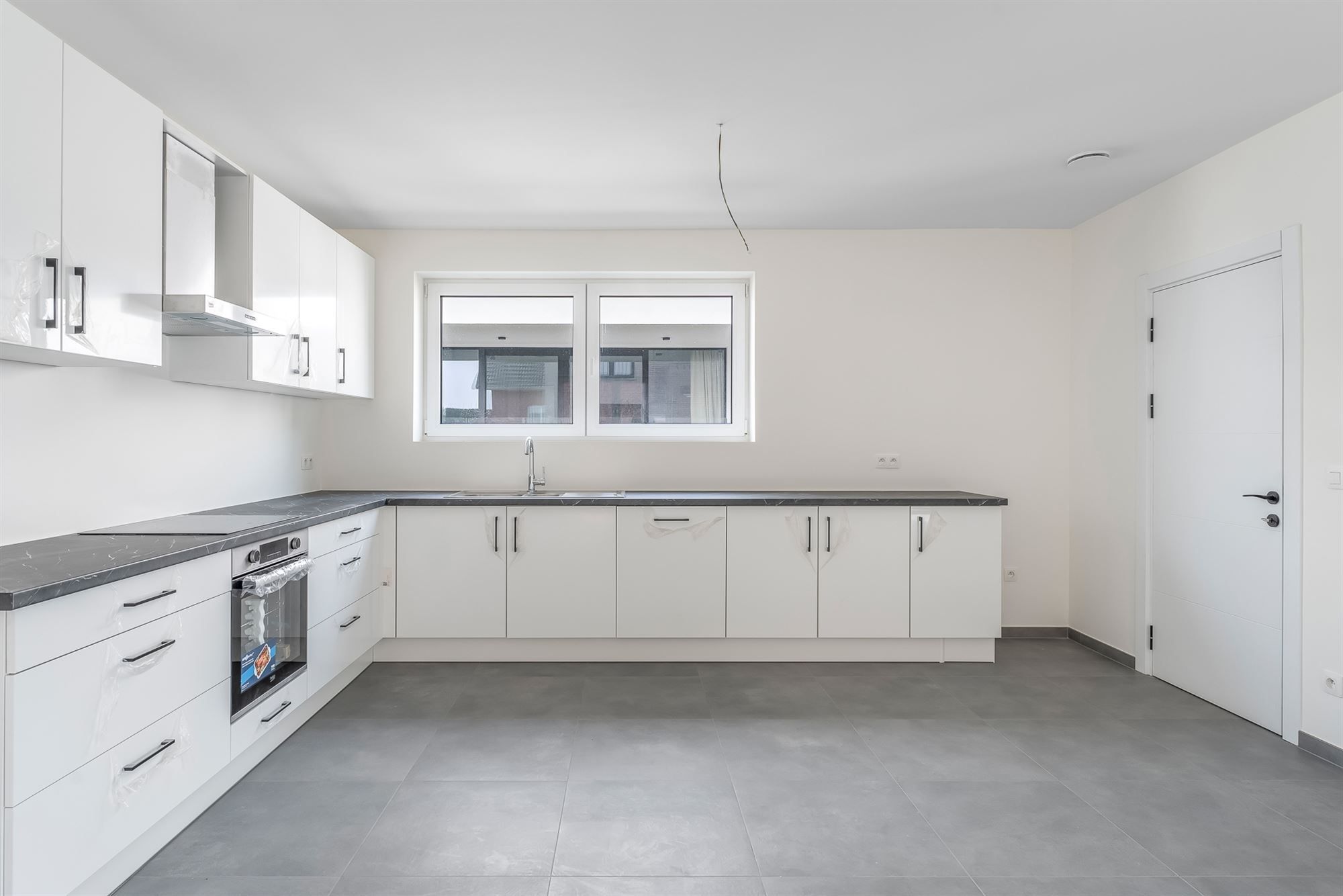 3% REGISTRATIE MOGELIJK! NIEUWBOUW DUPLEXAPPARTEMENT MET 4 SLAAPKAMERS OP CENTRALE LIGGING TE HEUSDEN-ZOLDER foto 6