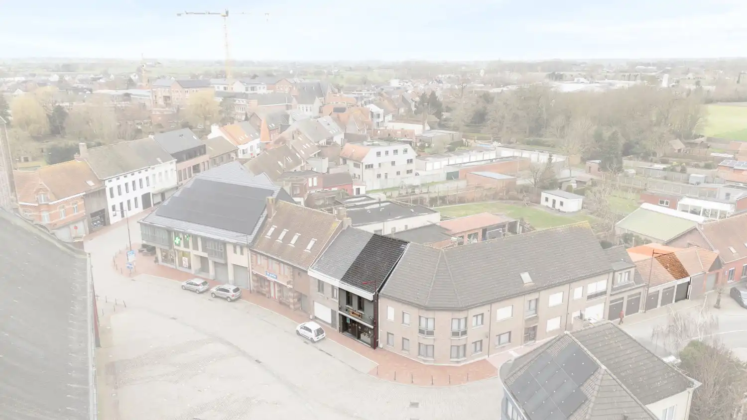 Handelspand met woonst en garage te Ruiselede. foto 2