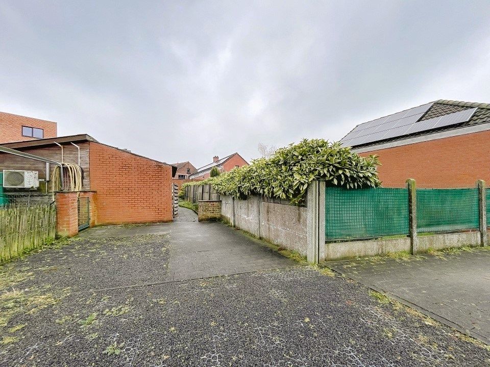 Charmante woning in het centrum van Staden met uitweg achteraan foto 13