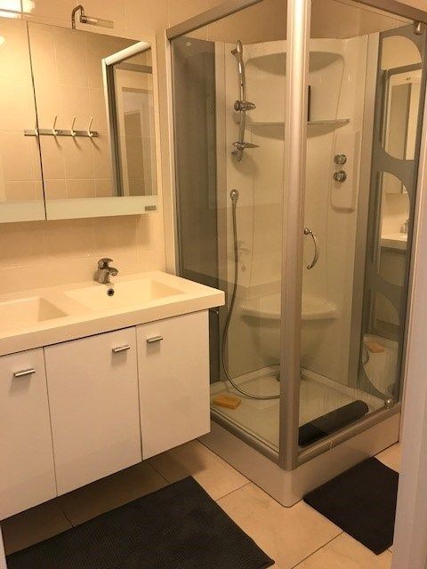Gemeubeld appartement met twee terrassen op wandelafstand van de zee foto 7