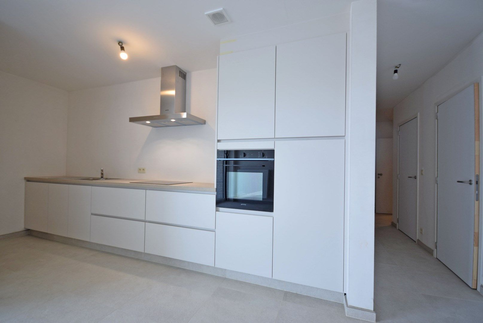 NIEUWBOUWAPPARTEMENT MET TWEE SLAAPKAMERS EN TERRAS foto 4