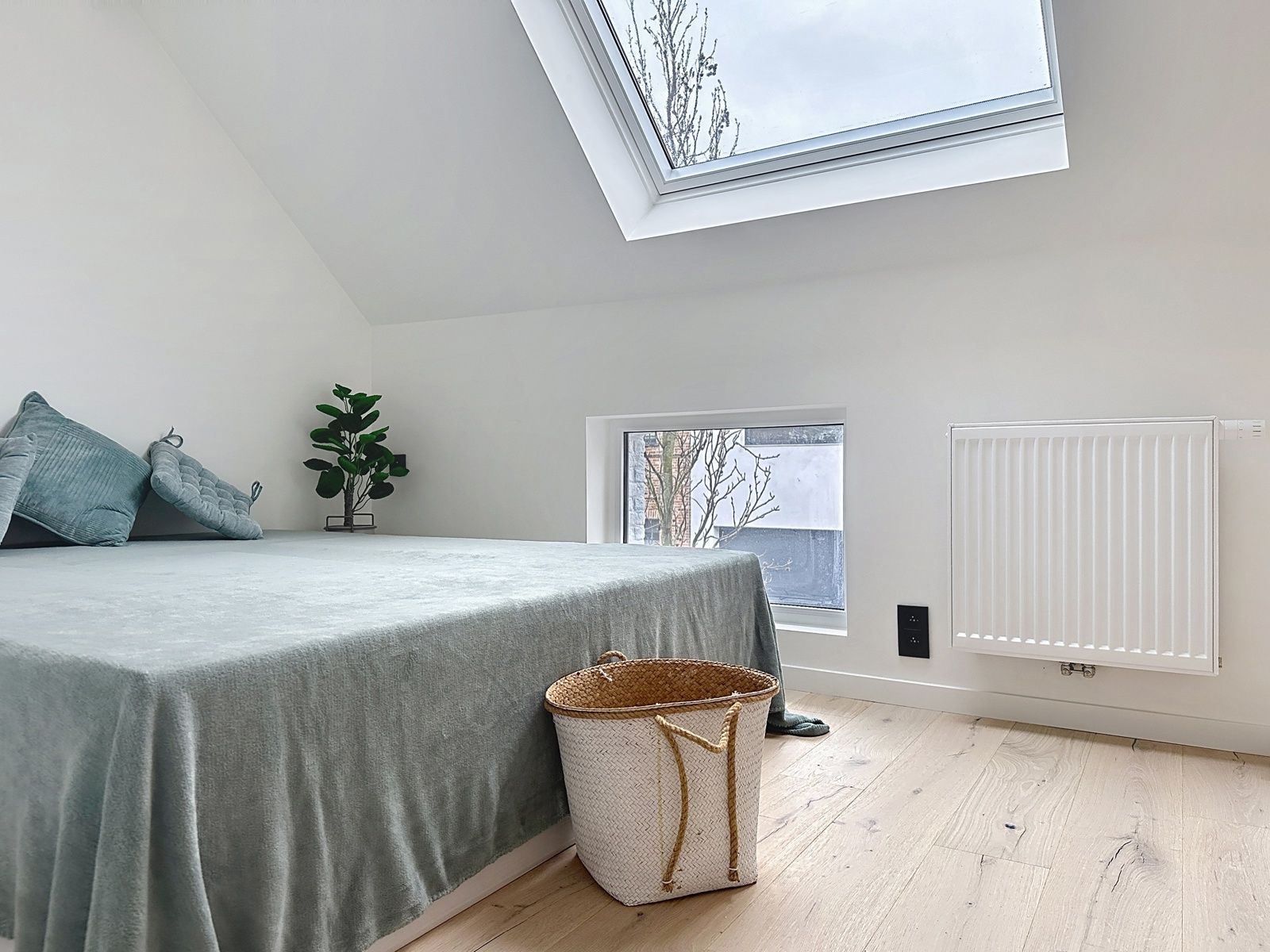 Stijlvol gerenoveerde arbeiderswoning met moderne allure foto 29