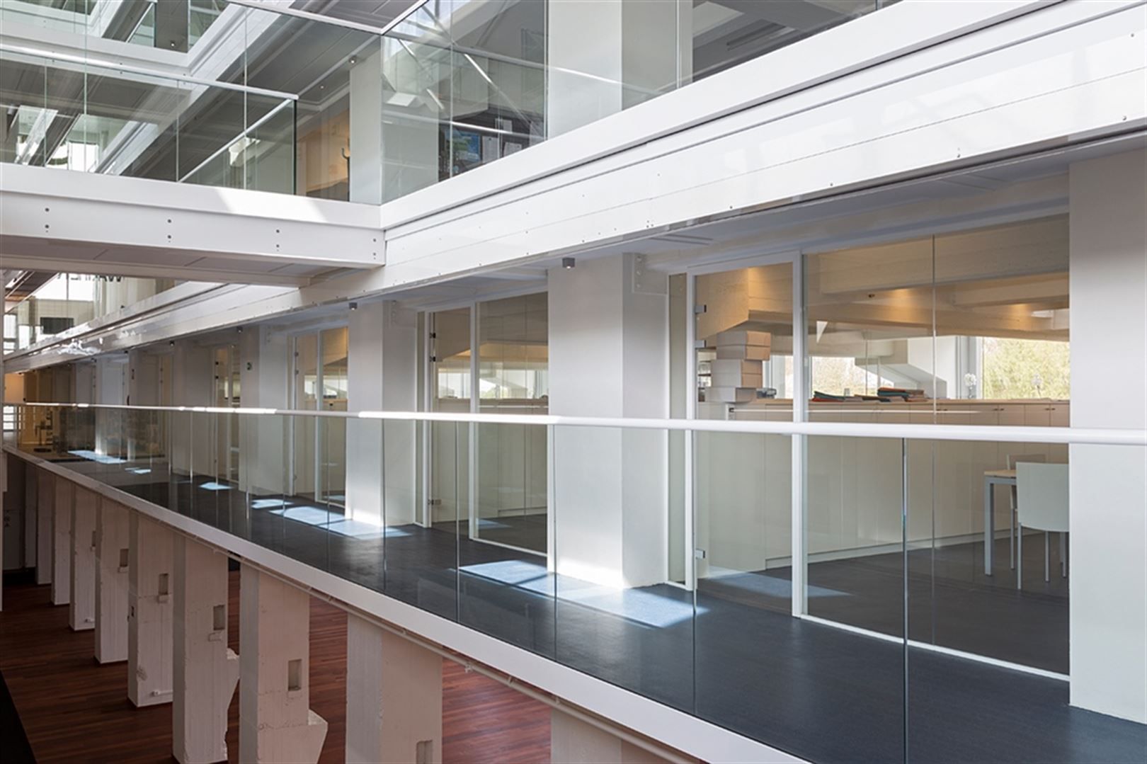 Kantoorgebouw foto 20