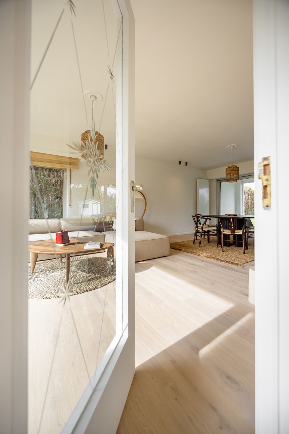 Stijlvol gerenoveerde woning in charmante Bloemenwijk foto 6