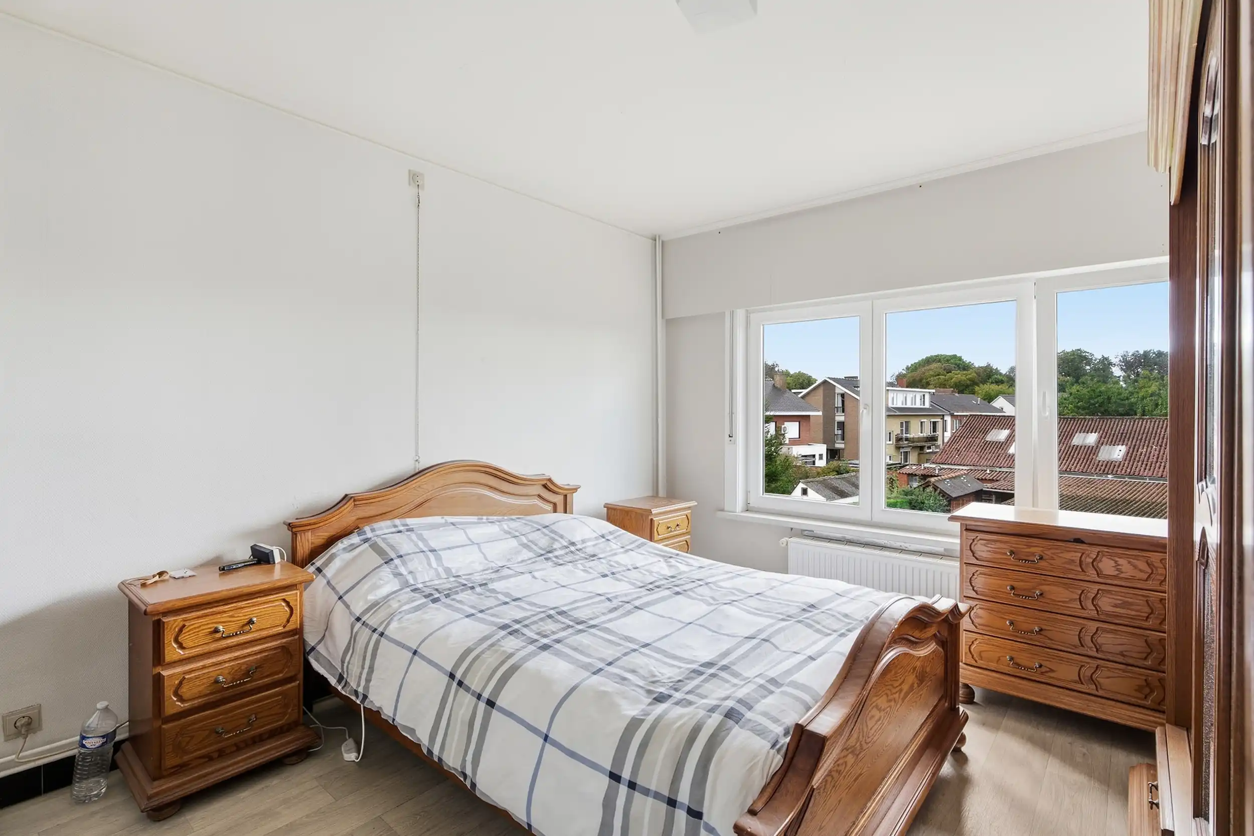 Ruime woning met 4 slpk, kelder en tuin te Tielt foto 8