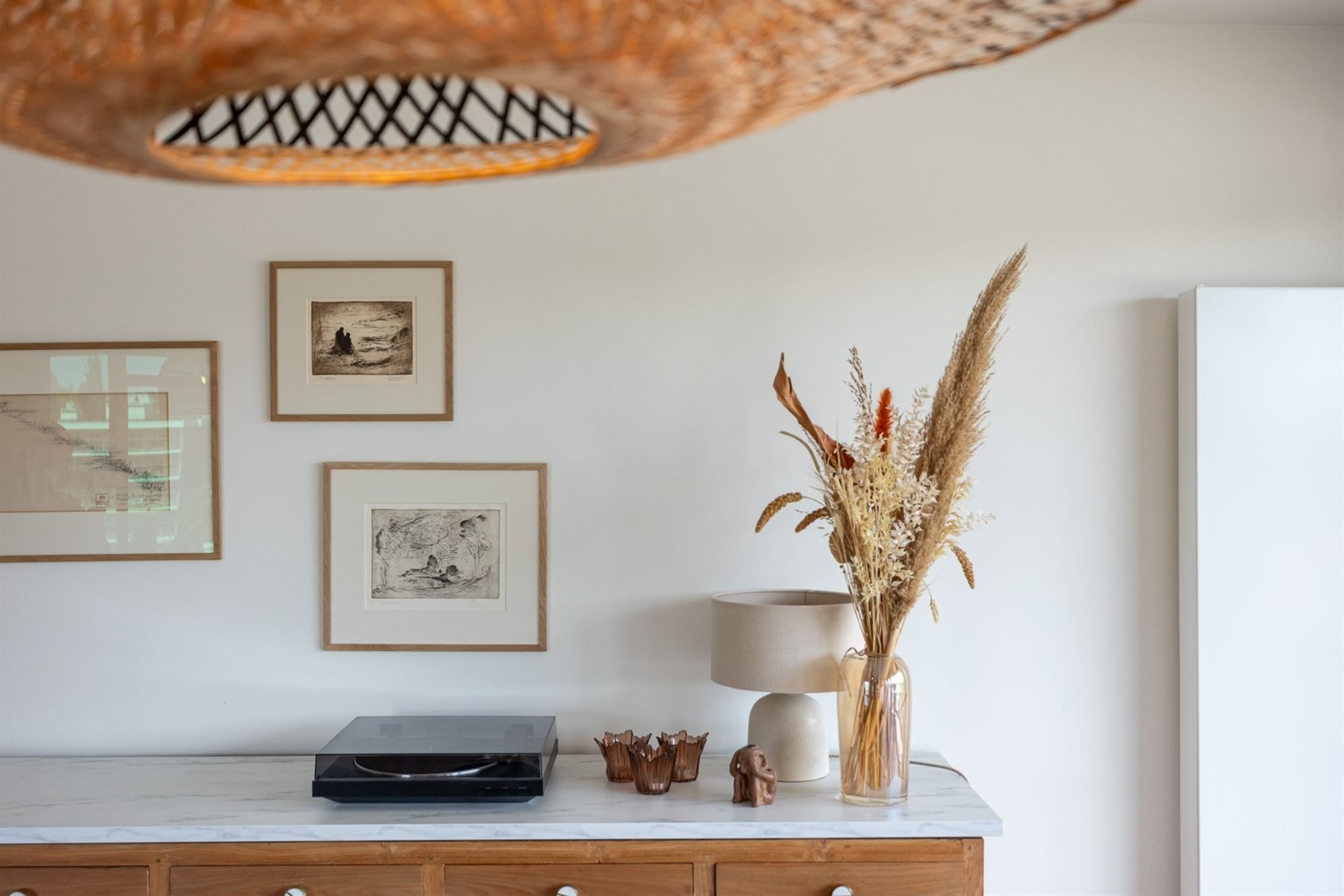 Instapklaar en lichtrijk hoekappartement nabij het Rooi foto 5
