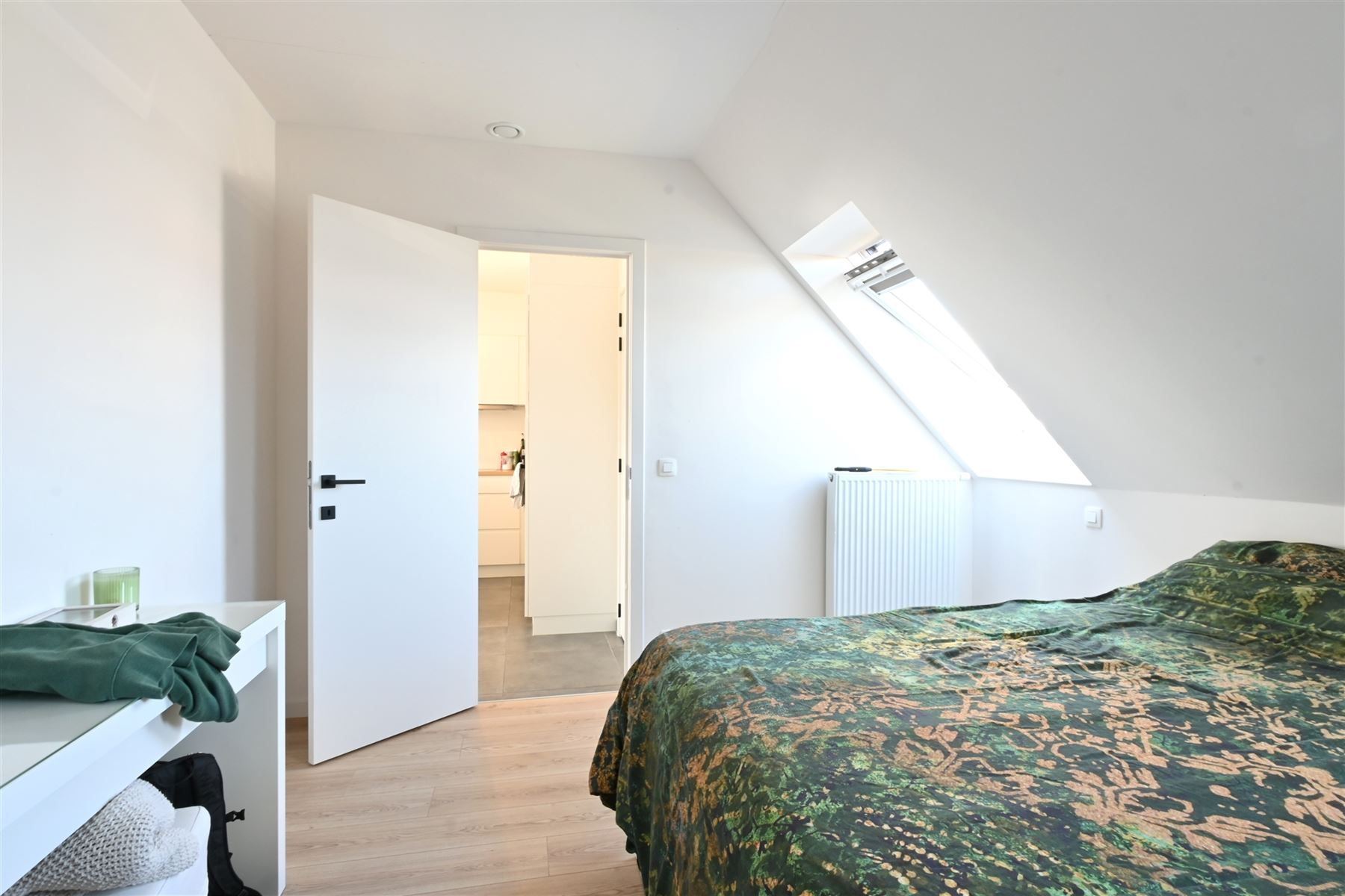 Lichtrijk en instapklaar dakappartement foto 6