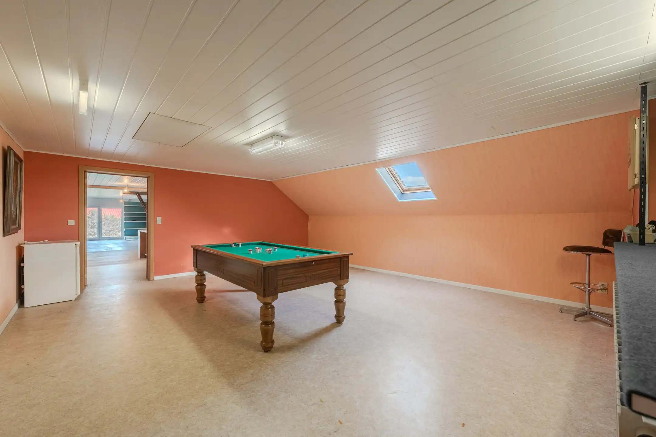 UNIEK EIGENDOM OP EEN TERREIN VAN 8.187 M² – RUST & RUIMTE ! foto 16