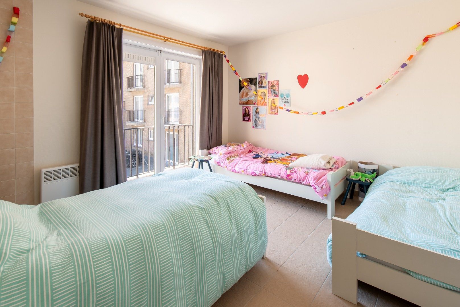 Ruim en lichtrijk appartement in Raversijde – 3 slaapkamers & groot terras foto 11