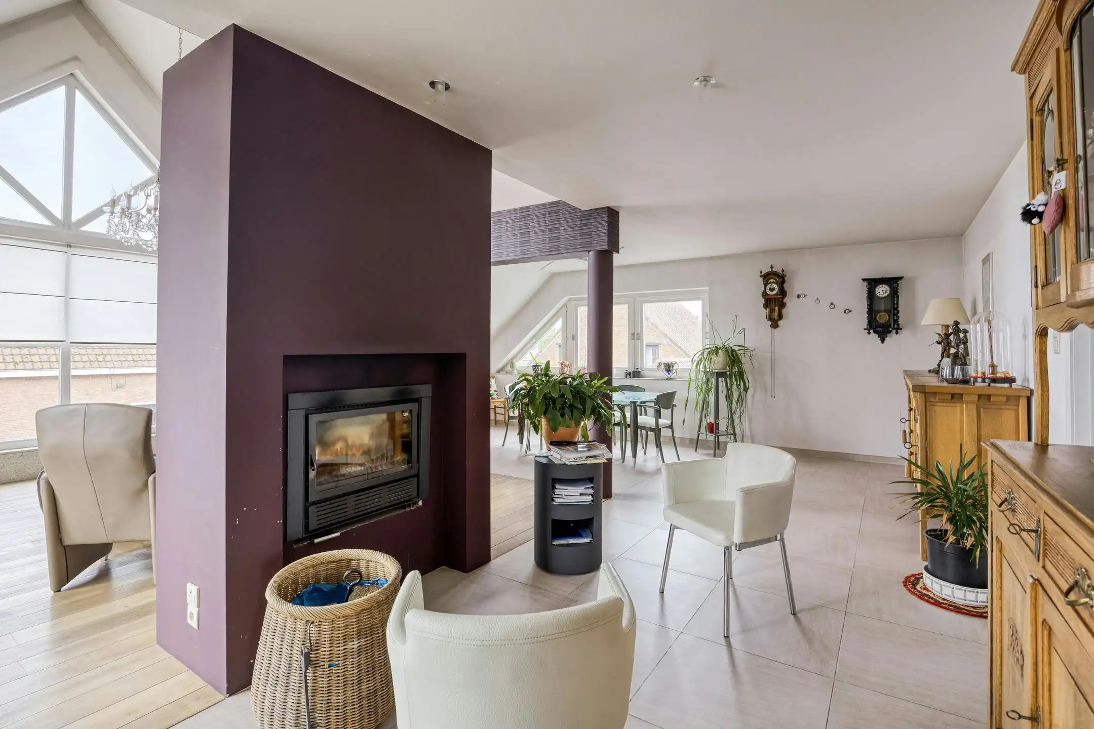 Gelijkvloers handelsruimte of kantoor met woning en tuin foto 4