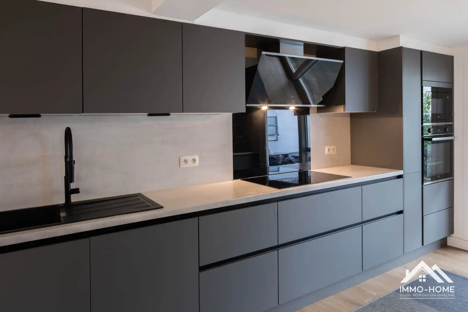 Prachtig gerenoveerde woning met 5 slpk. nabij centrum Gent!  foto 2
