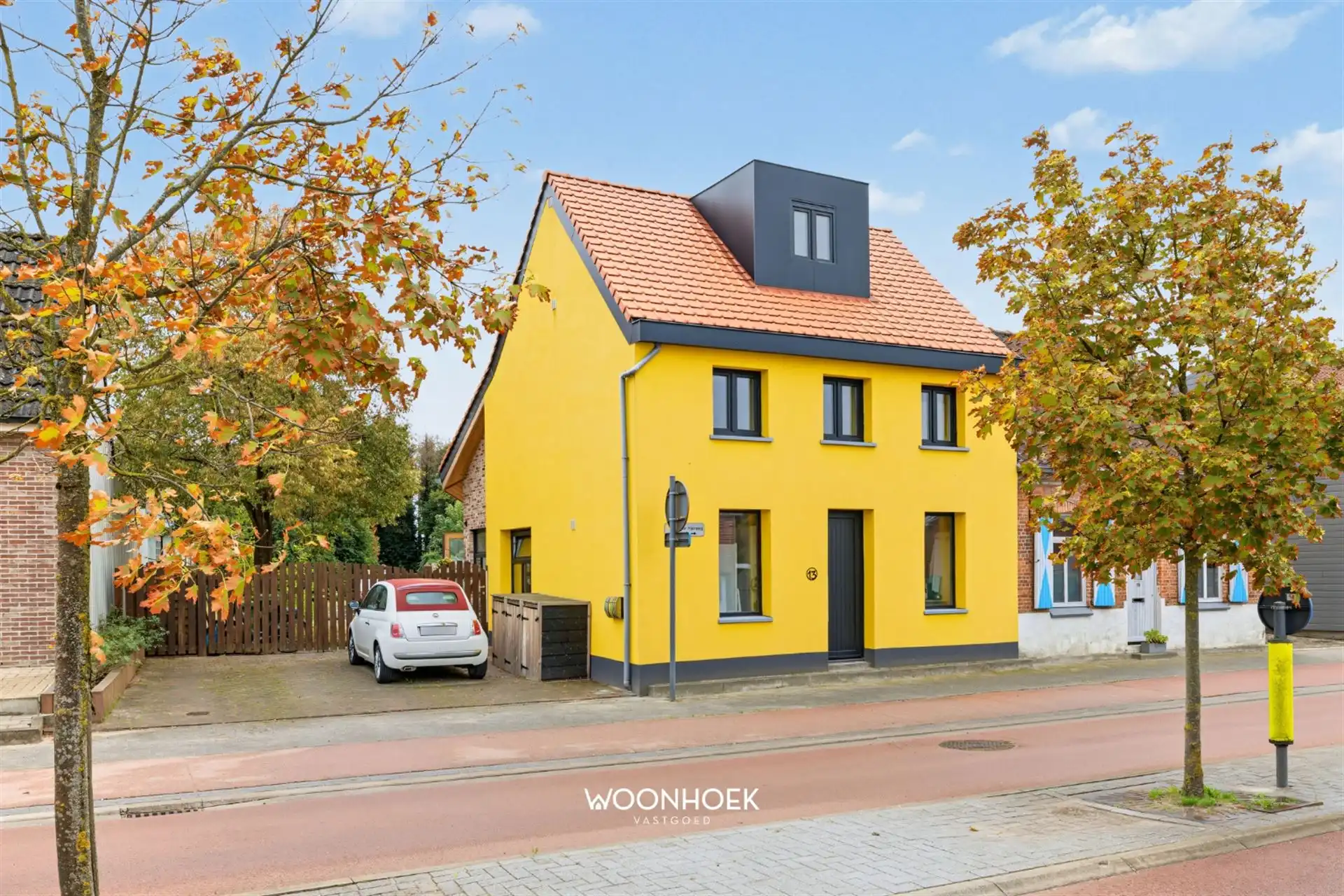 Halfopen bebouwing op een royaal perceel van 1.595 M² foto 29