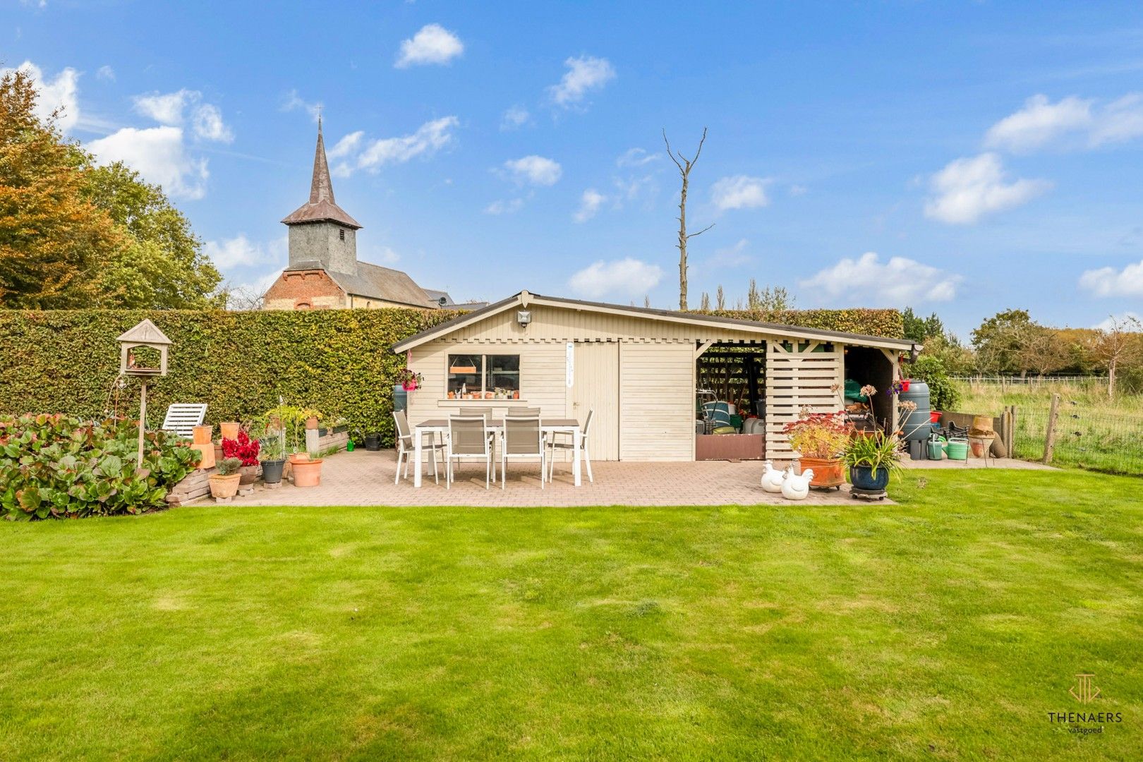 Gezellige woning met 4 slaapkamers en grote tuin. foto 29