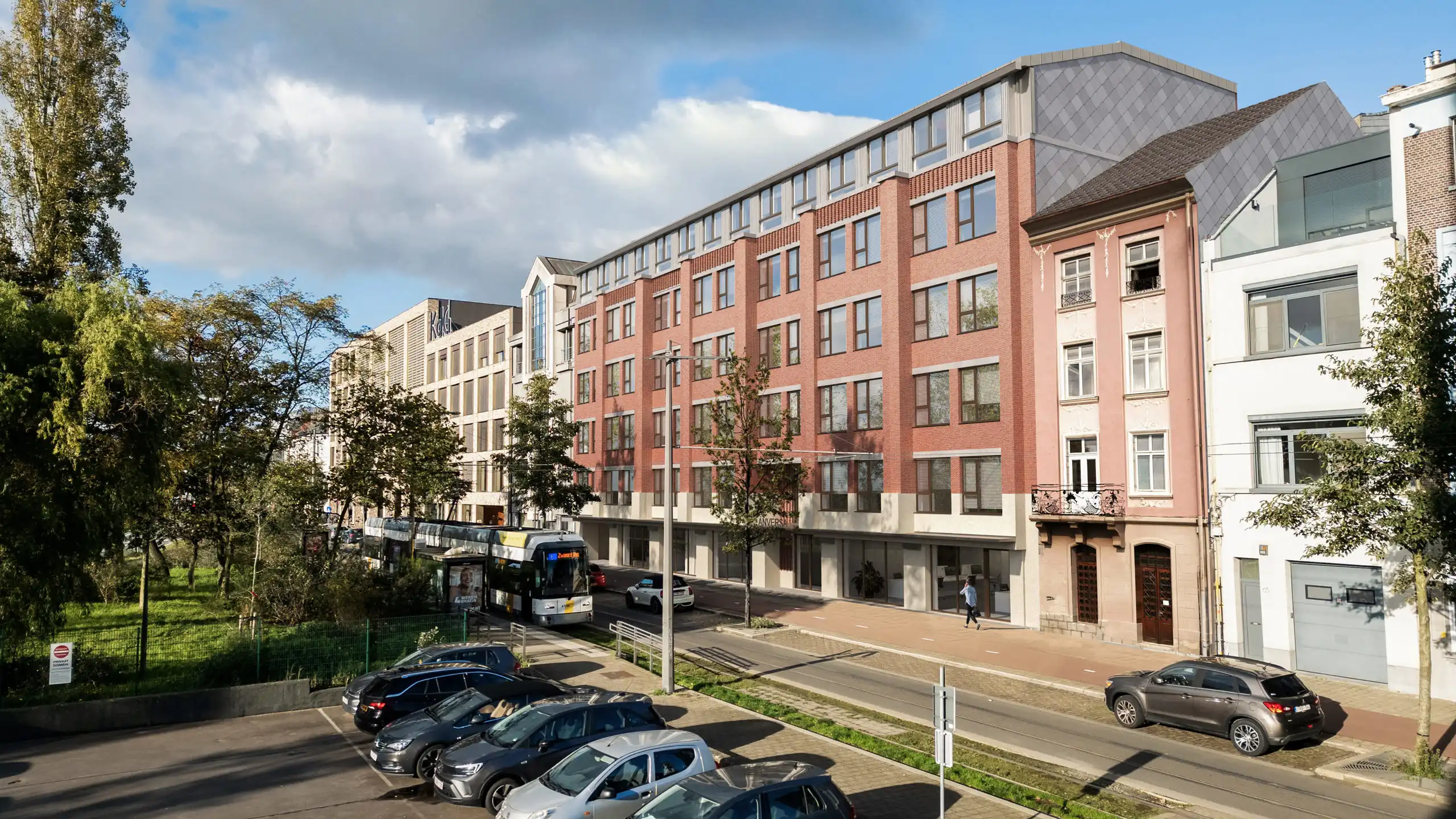 Nieuwbouw kantoor te koop te Antwerpen!  foto {{pictureIndex}}