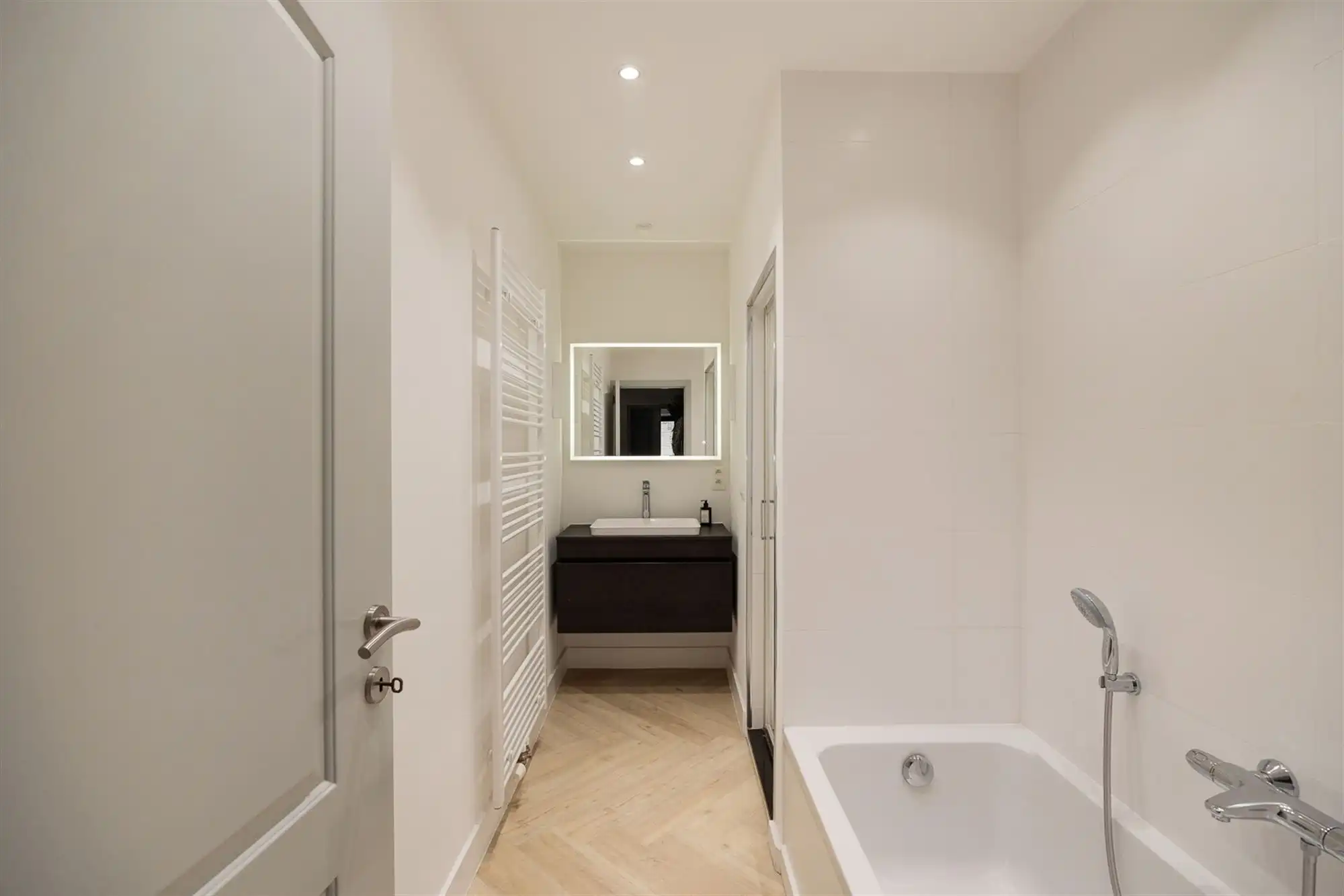 Ruim appartement met 2 à 3 slaapkamers en groot terras foto 12