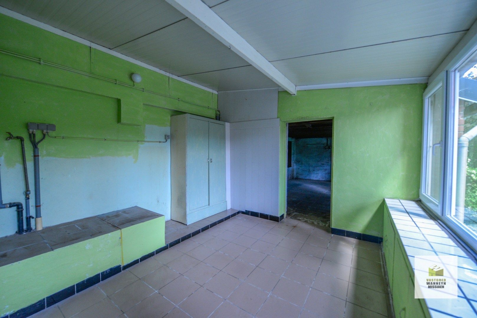 Te renoveren halfopen woning op 778 m2 met 4 slaapkamers (1 gelijkvloers) foto 14