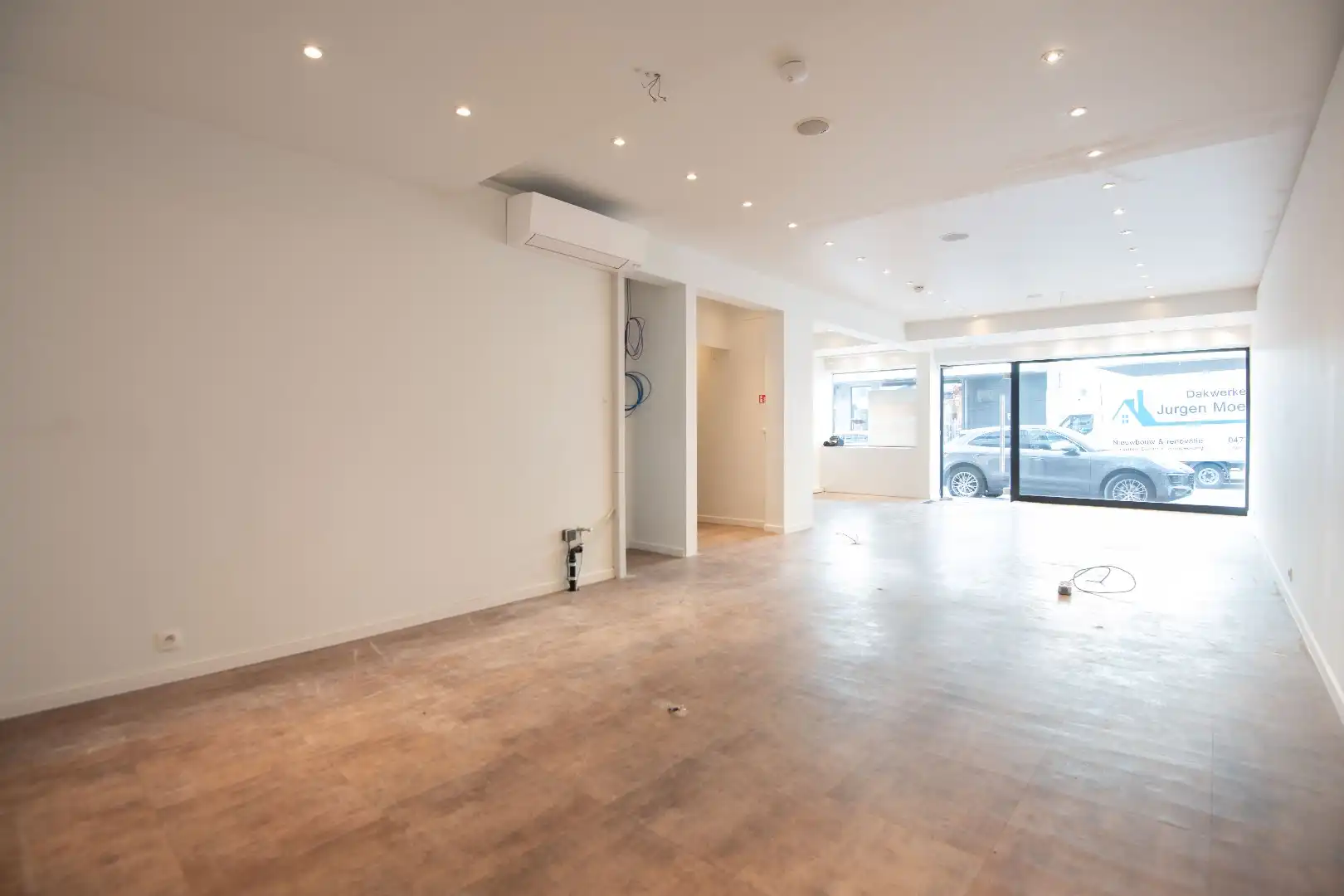 Handelspand met topligging op de Kustlaan foto 6