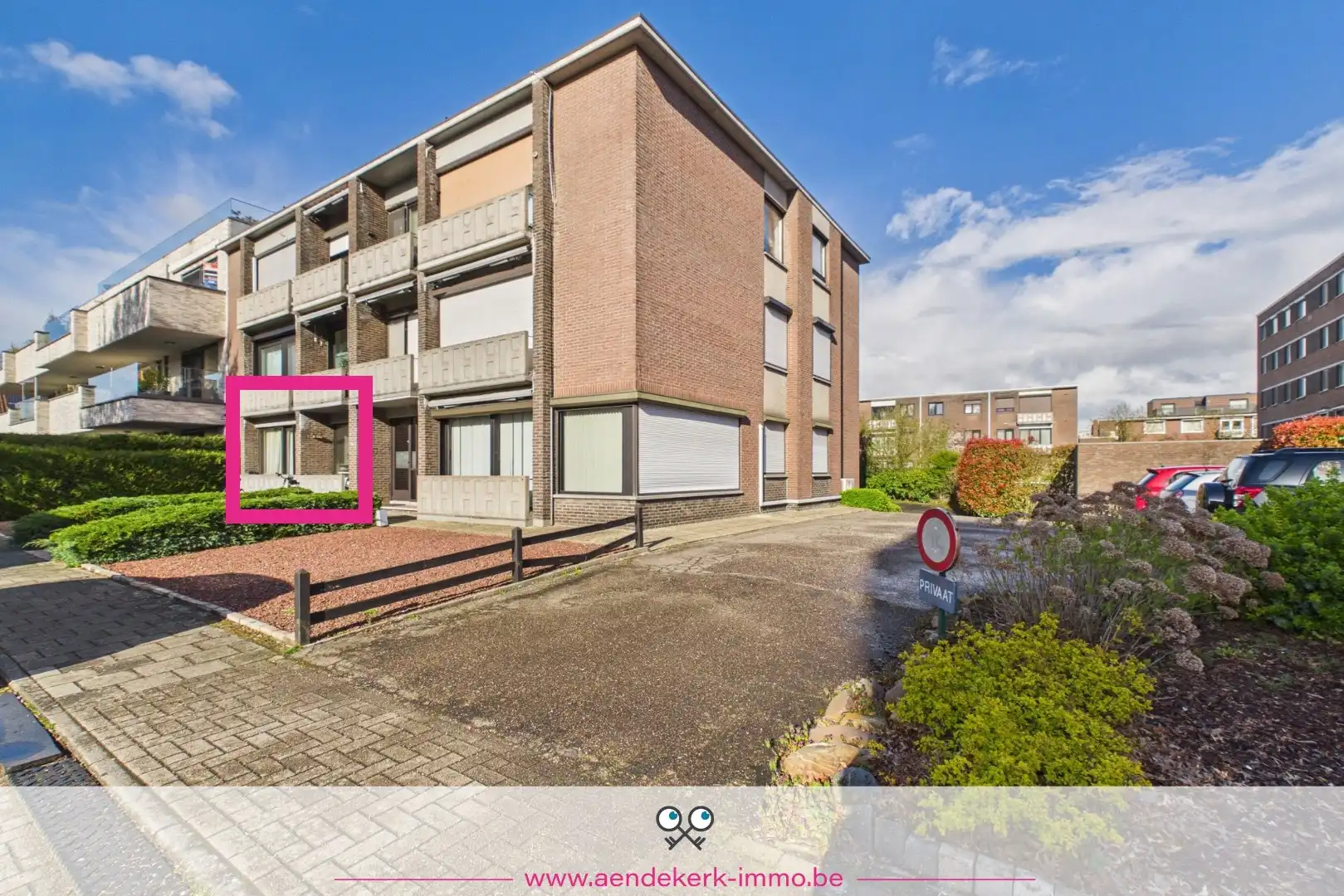 Ruim gelijkvloers appartement met 3 slaapkamers, garage en kelderberging foto 24