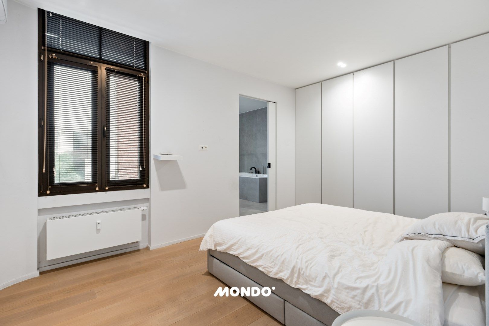 Luxe wonen: Penthouse met 3 SLK in Résidence la France, Antwerpen foto 14