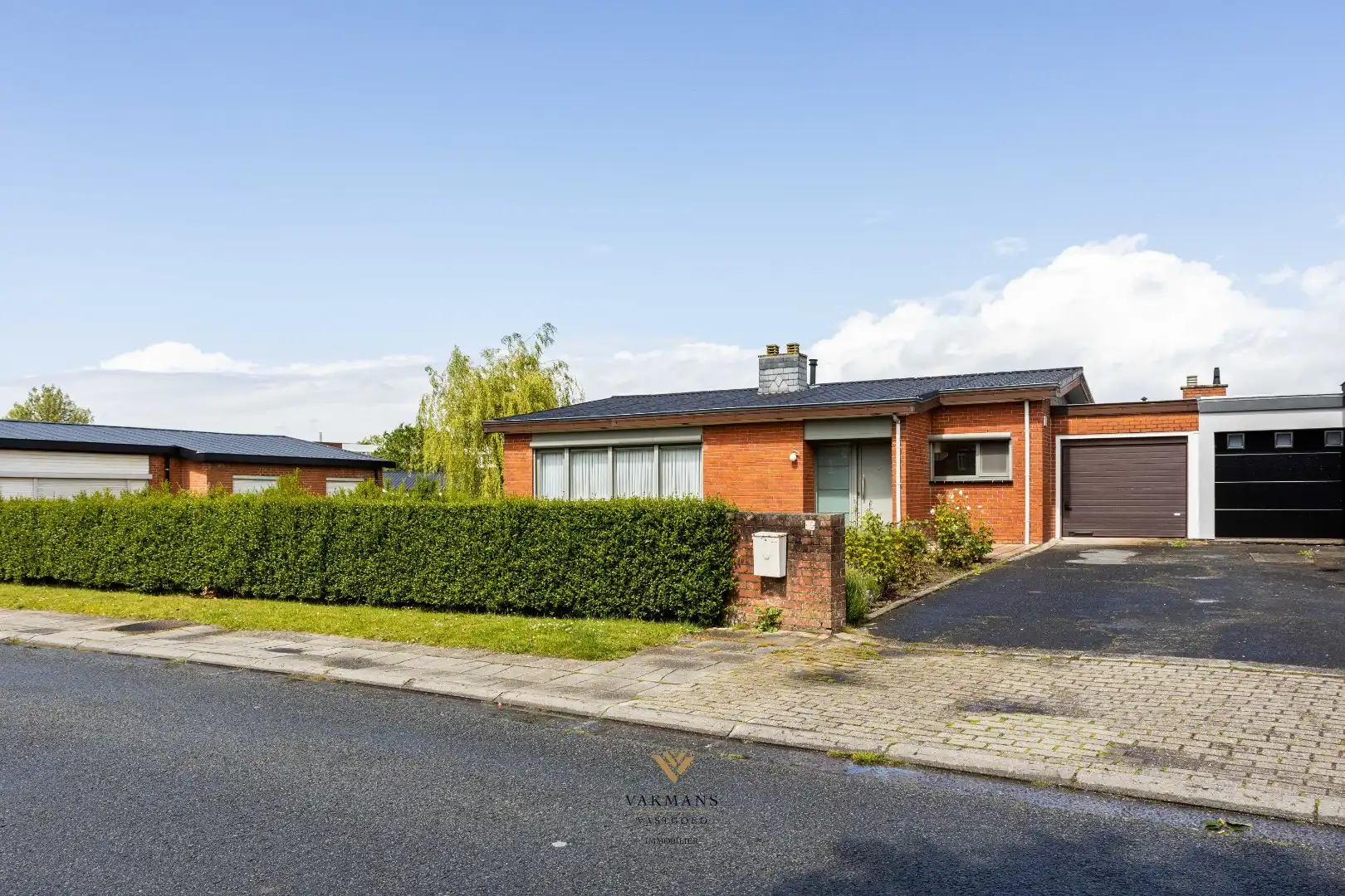 Gelijkvloerse woning met 3 slaapkamers, oprit en garage foto 5