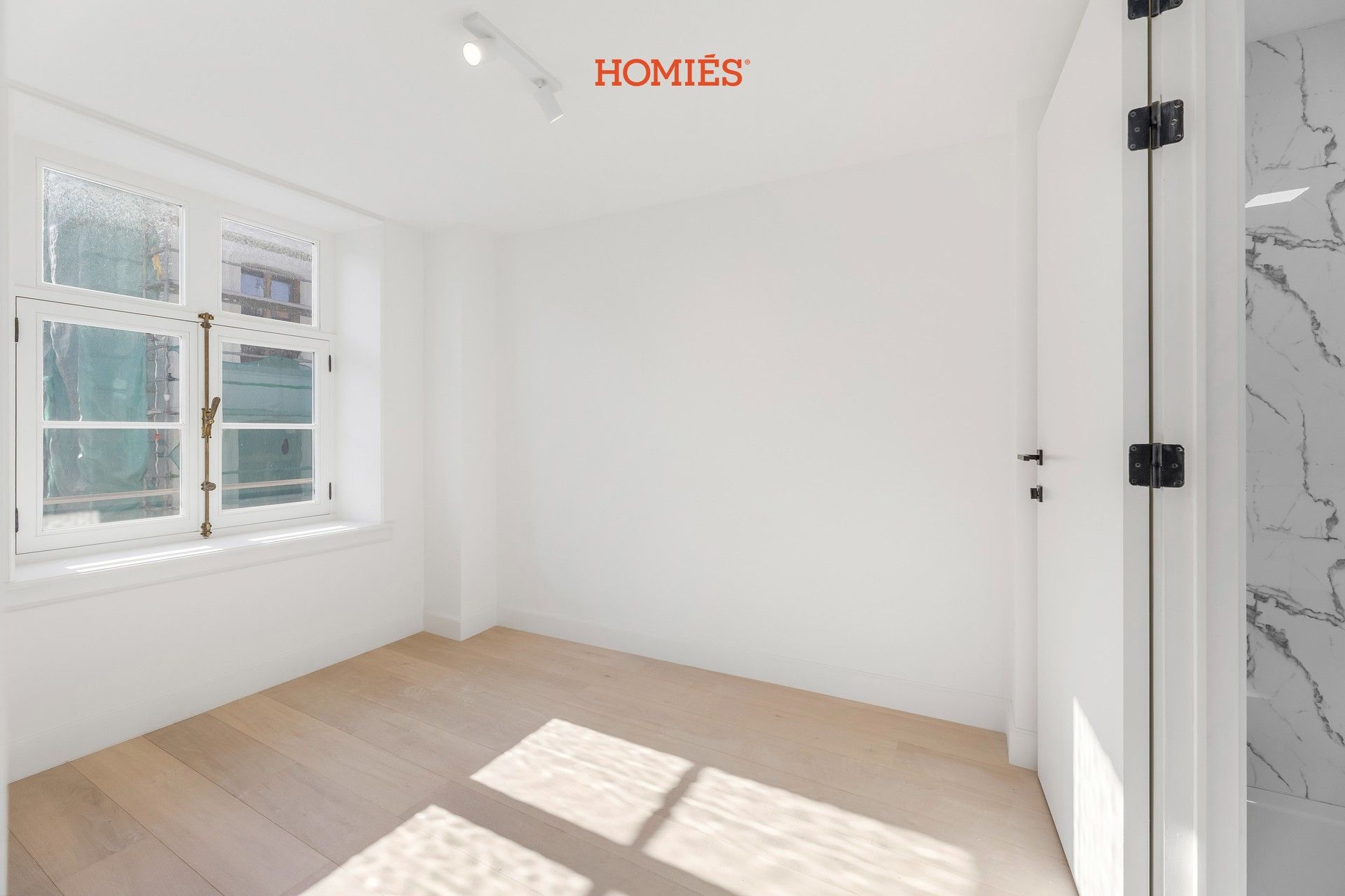 Luxe 2-slpk appartement in gerenoveerd historisch pand foto 7