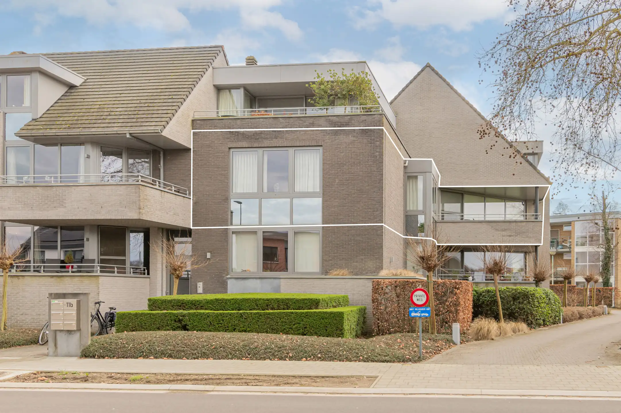 Ruim en instapklaar appartement met 2 terrassen en garage foto 21