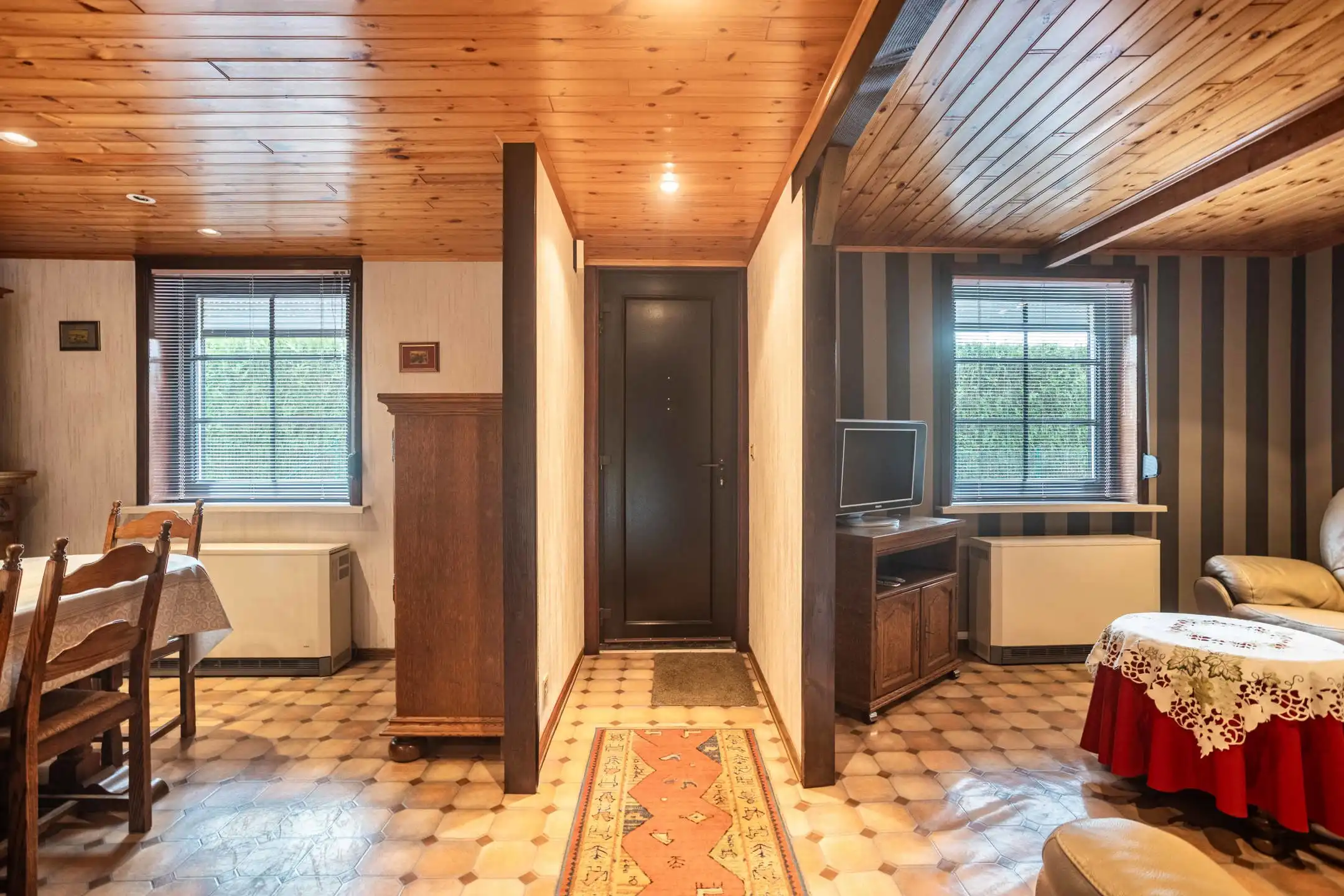 Rustig gelegen woning te koop in Ronse foto 4