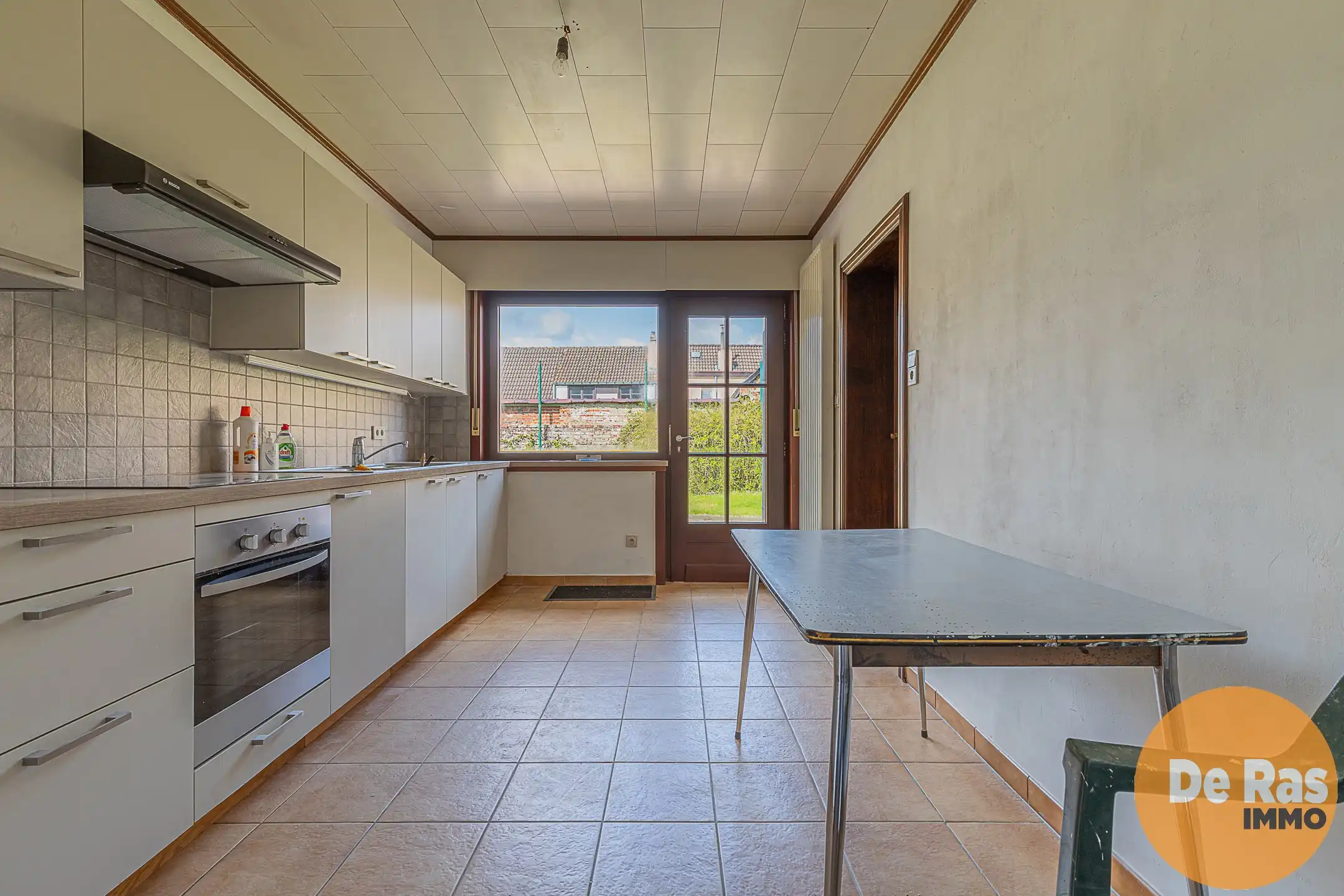 WICHELEN - Centraal gelegen halfopen bebouwing met 4 slpk.  foto 8