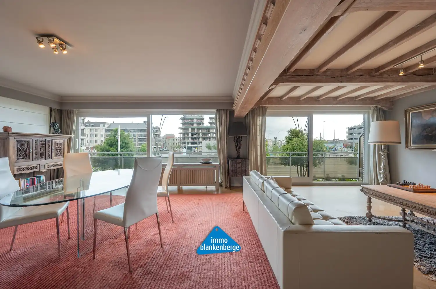 Ruim appartement met 3 slaapkamers op absolute toplocatie foto 11