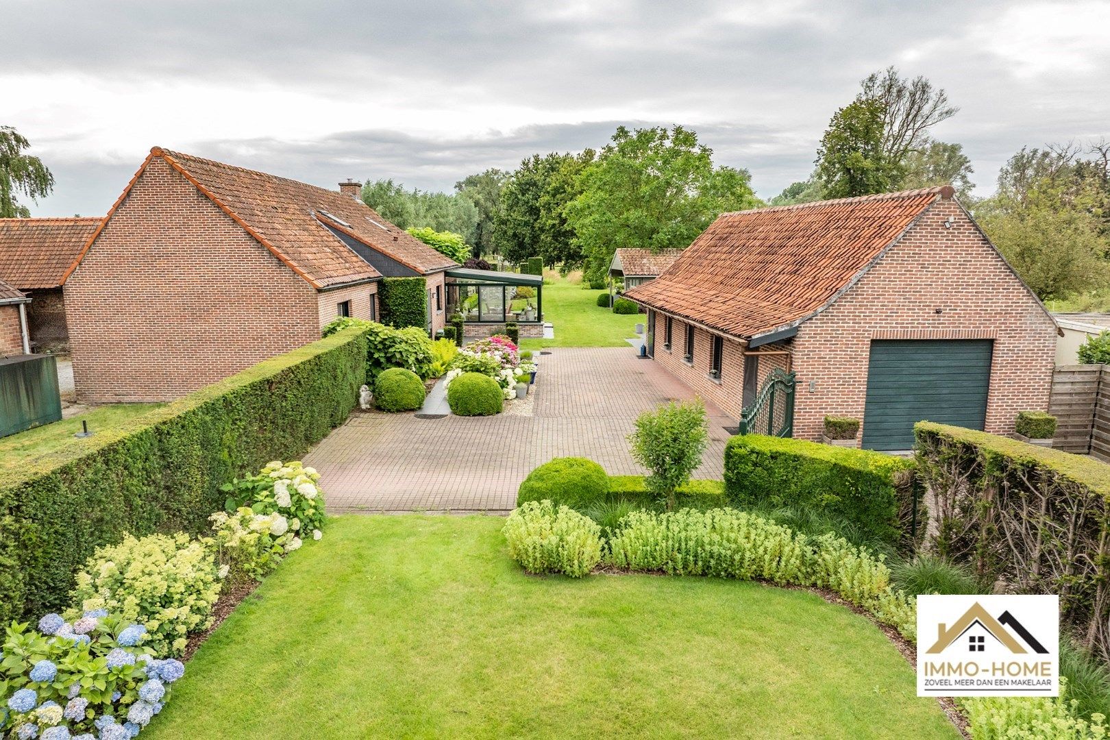 Mooie woning in Hoeve-stijl te Kalken foto 1