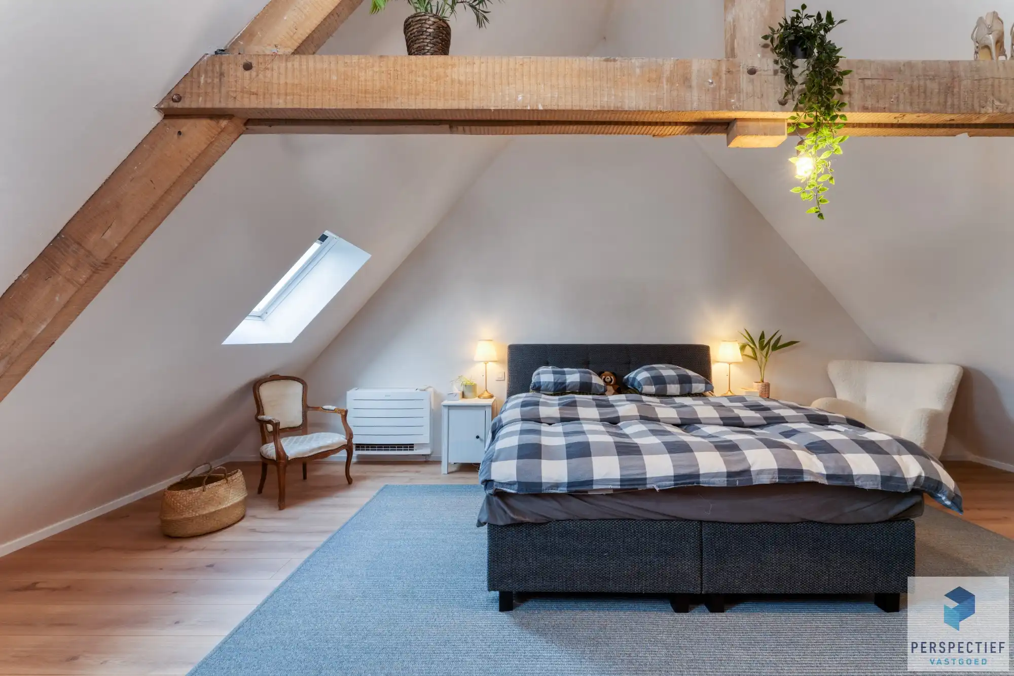 Uiterst GOED gelegen VERNIEUWDE woning met GROTE tuin foto 22