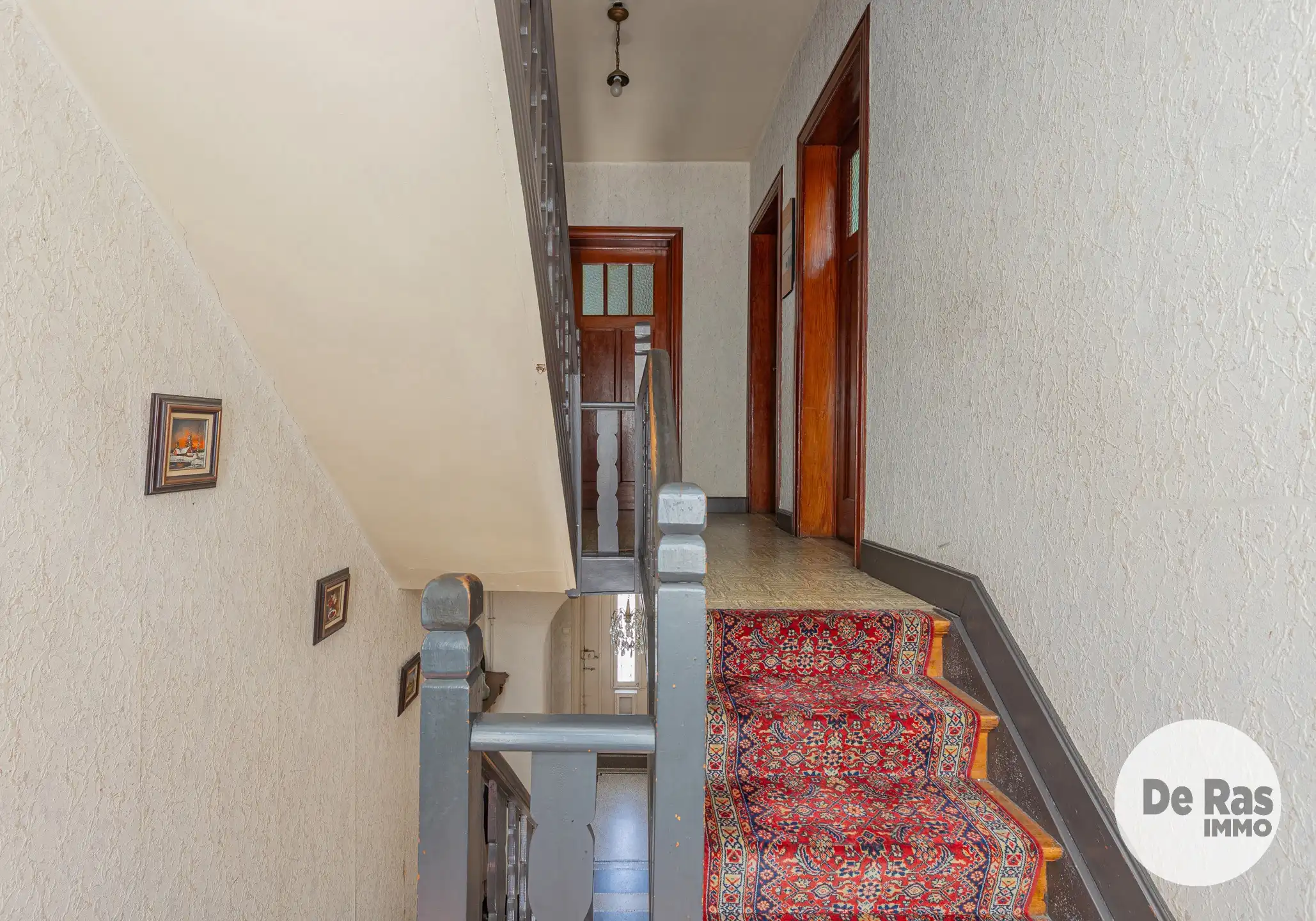 BURST - Te renoveren woning met tal van mogelijkheden foto 13