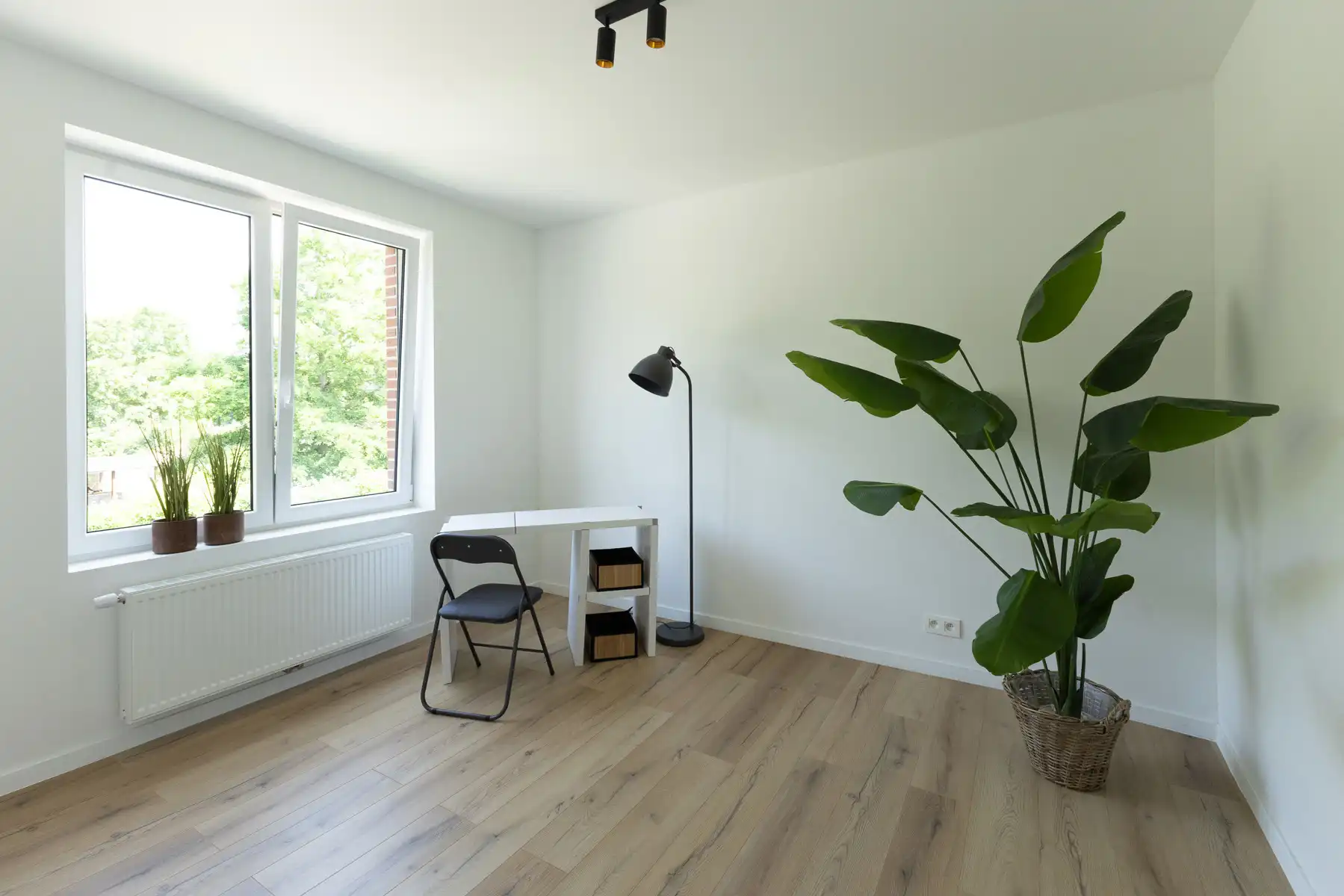 Instapklare woning met tuin in het rustige Leugenberg foto 11