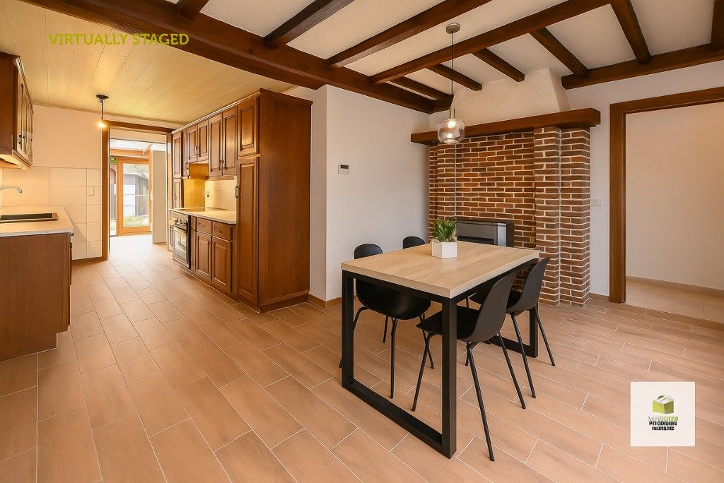 Te renoveren woning met 3 slaapkamers en zongerichte tuin op centrale ligging te Tielt foto 8