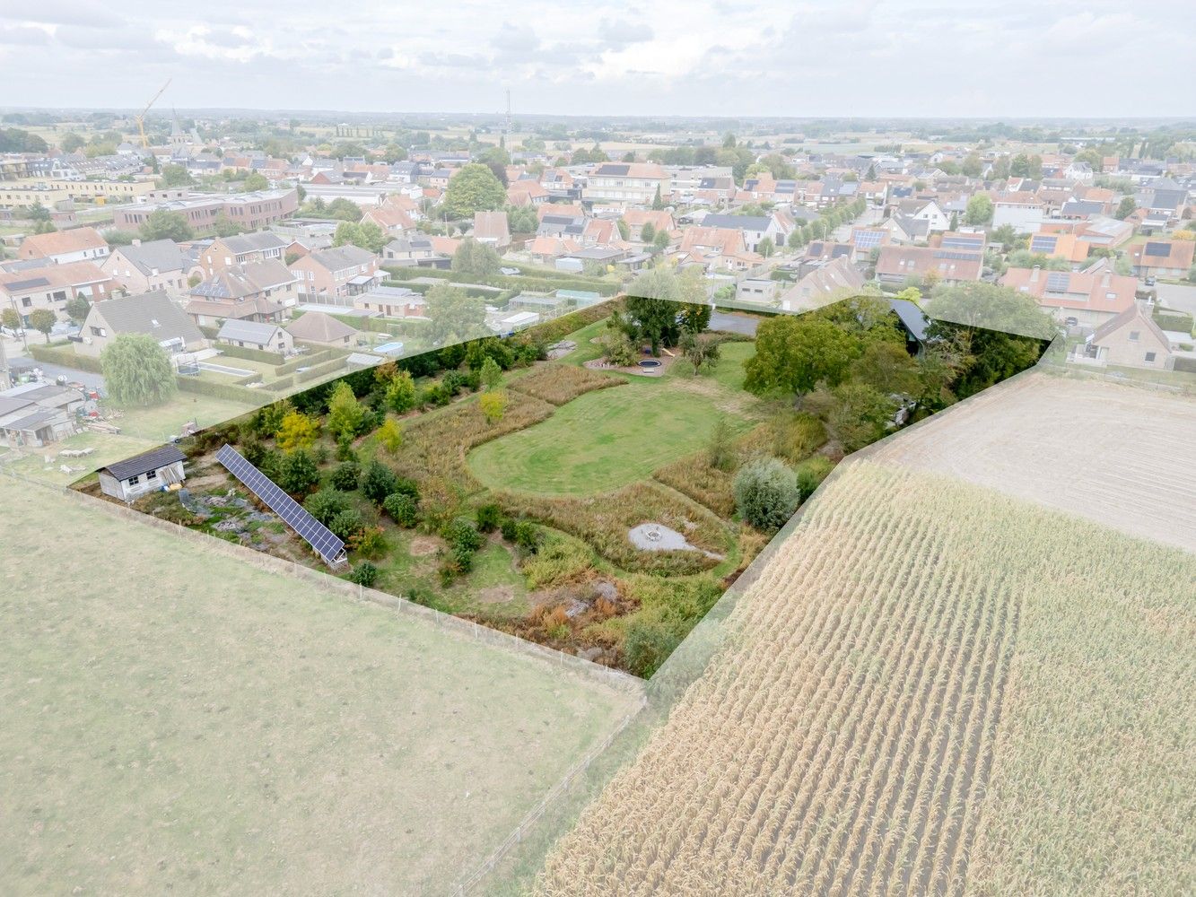 Moderne villa met bijgebouw op unieke landelijke ligging in centrum Zwevezele foto 3