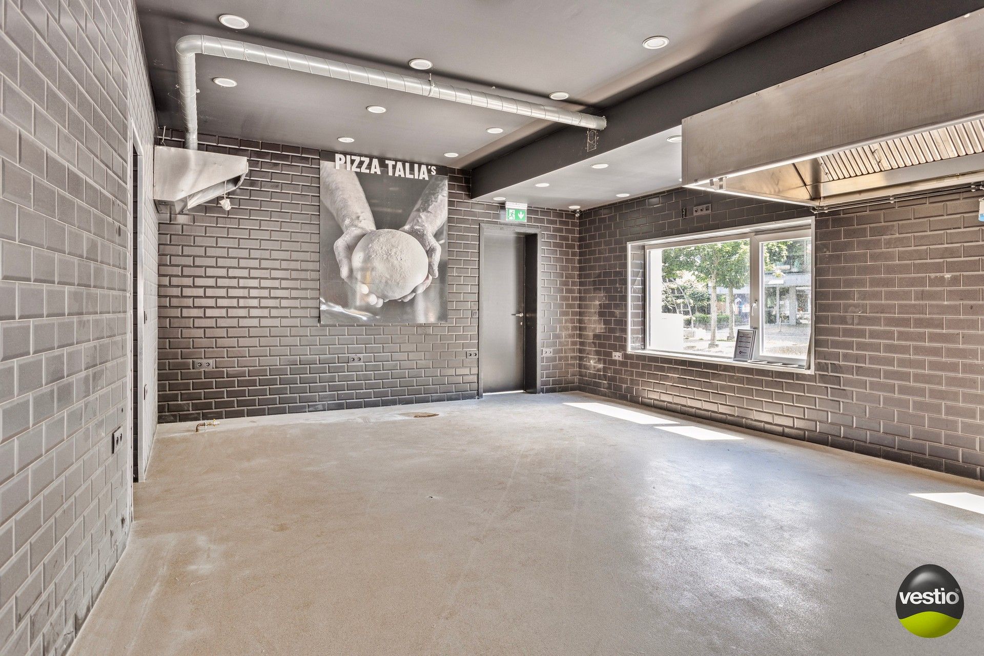 Opbrengstgebouw met 8 studentenkamers en gelijkvloerse handelsruimte in centrum Hasselt foto 5