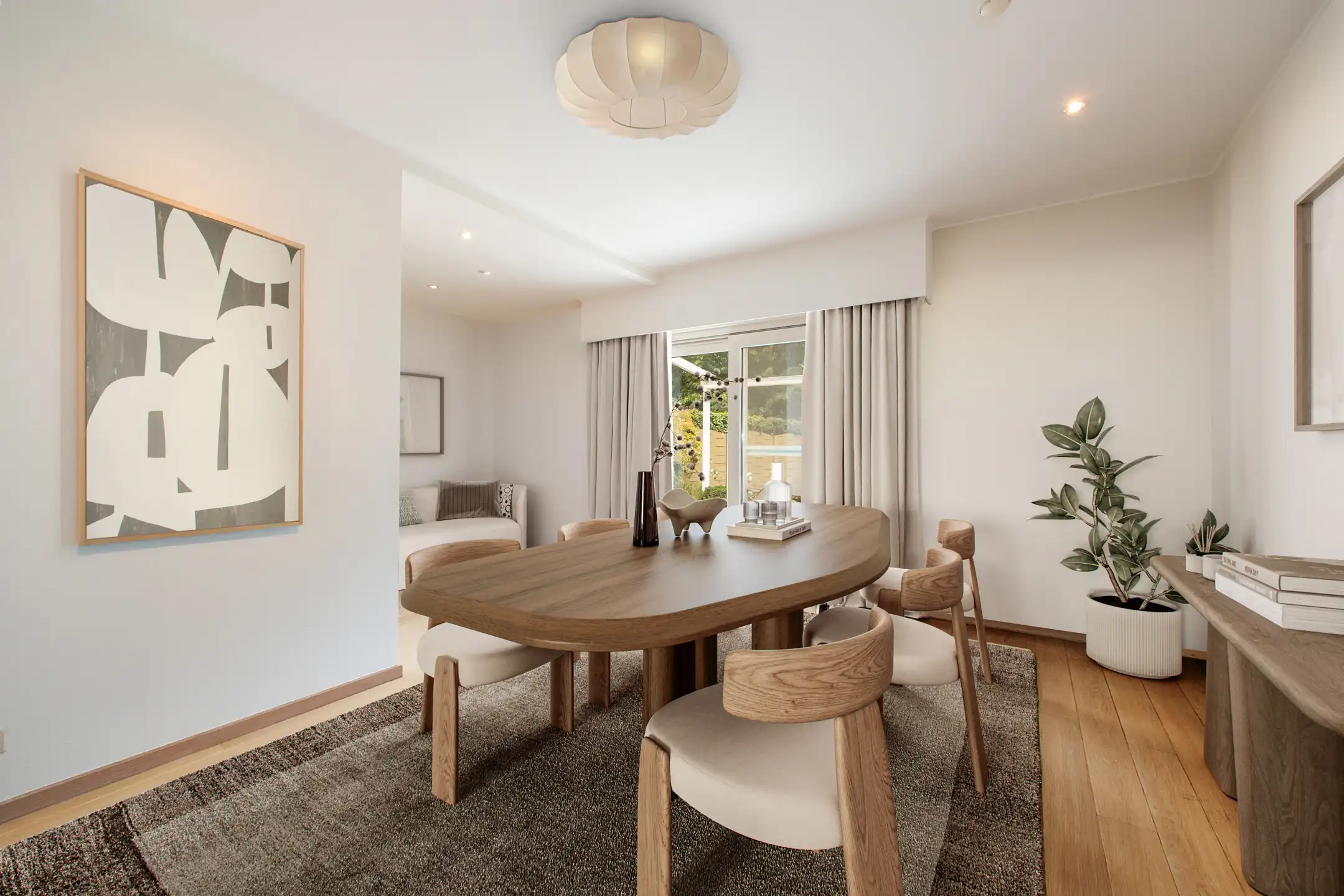 Charmante rietgedekte HOB met garage foto 11