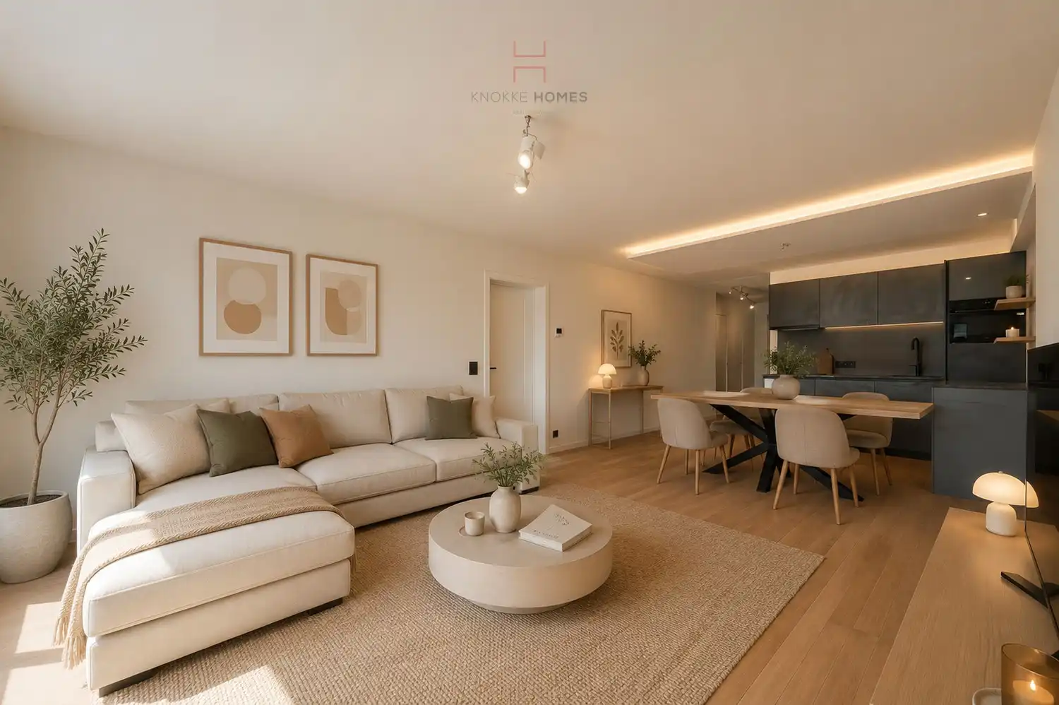Gerenoveerd 3-kamerappartement met Zuidgericht terras vlakbij het Albertstrand foto 9