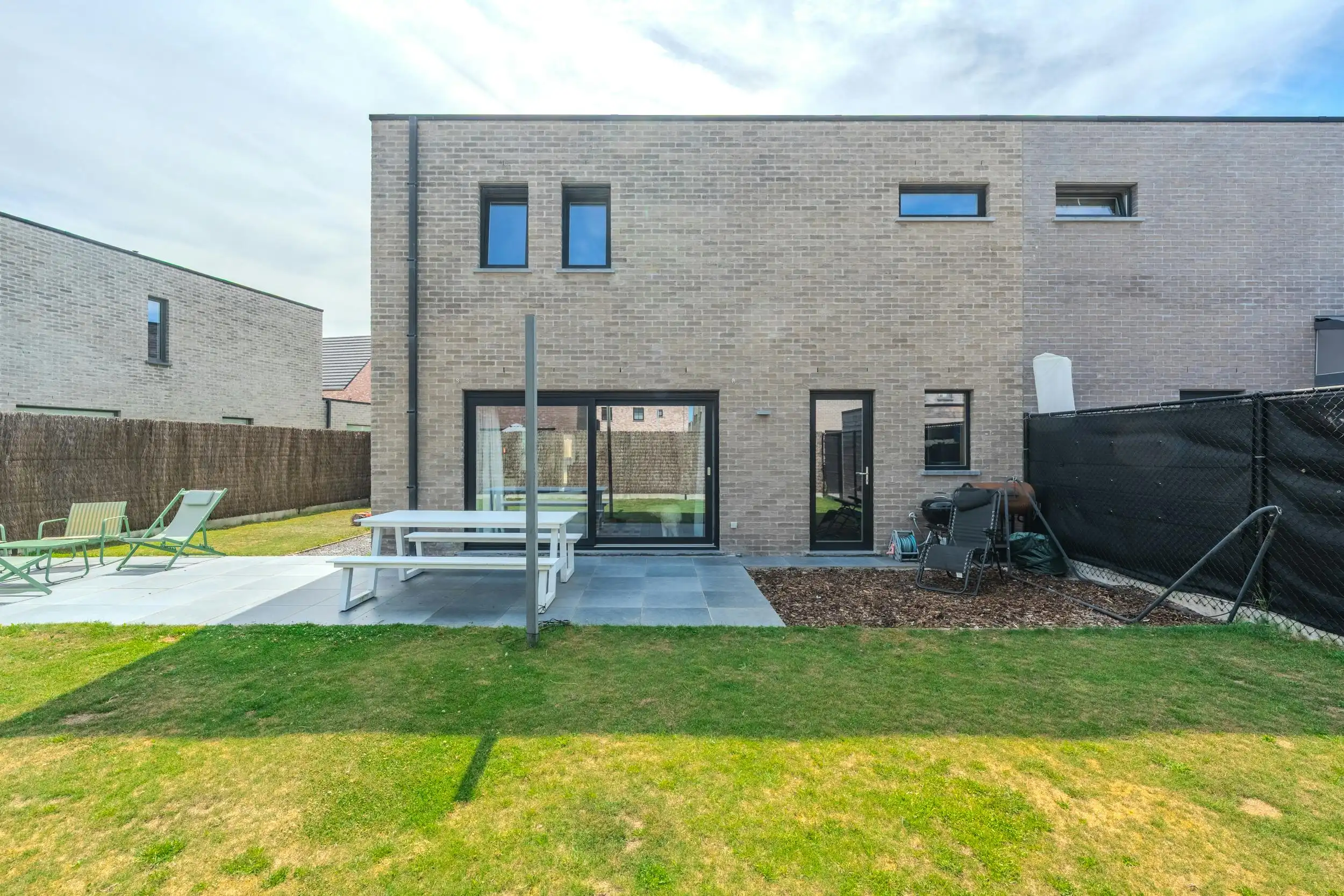 Recente woning (2019) met 3 slaapkamers en zongerichte tuin! foto 17