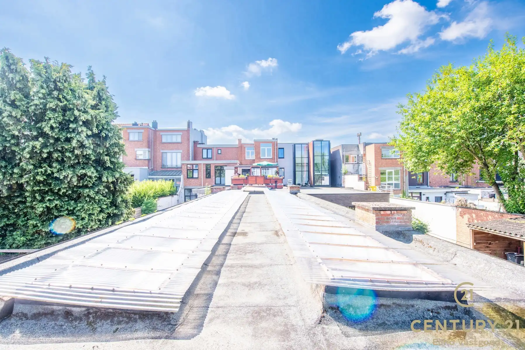 Ruim, startklaar handelspand met woonst op toplocatie foto 25