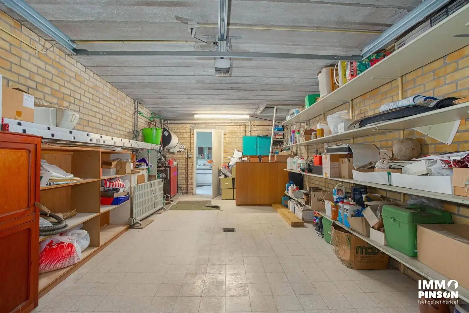Woning met potentieel in dorpscentrum foto 12