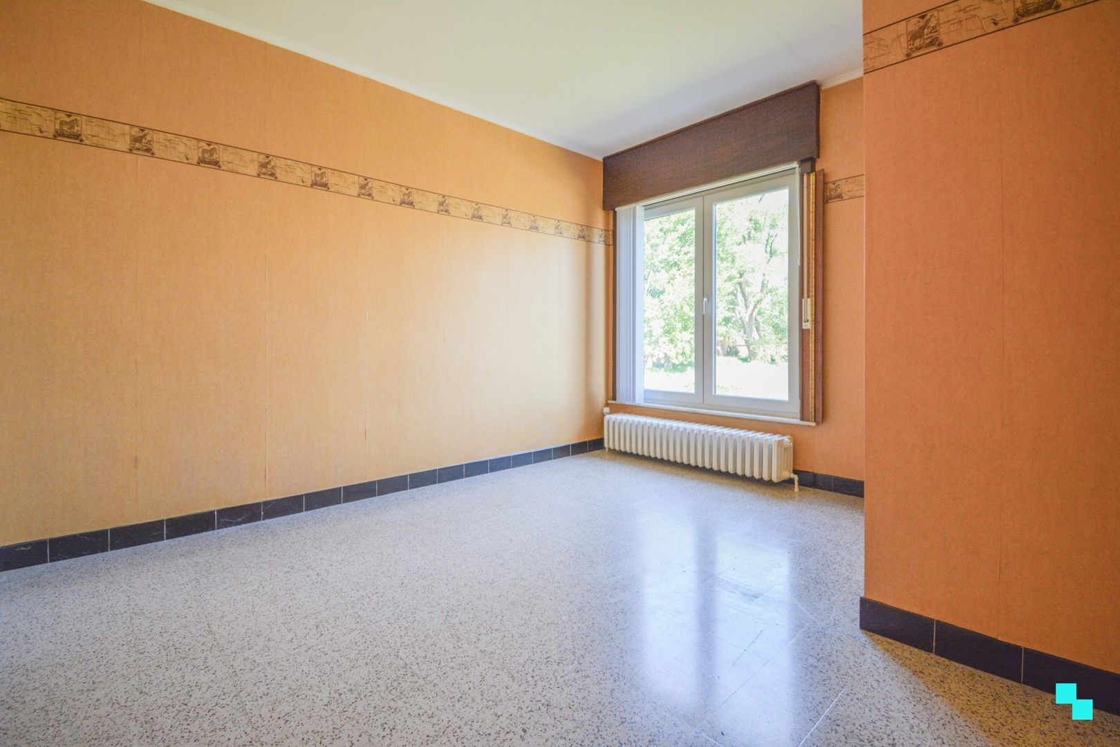 Te renoveren eengezinswoning met magazijn te Hooglede foto 12