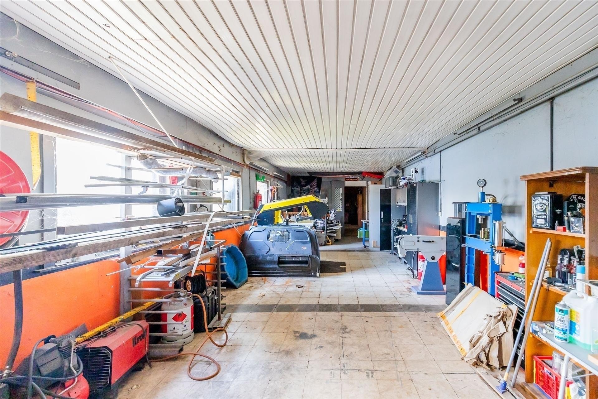 Polyvalente woning met 3 slaapkamers en ruime loods (Harelbeke). foto 14