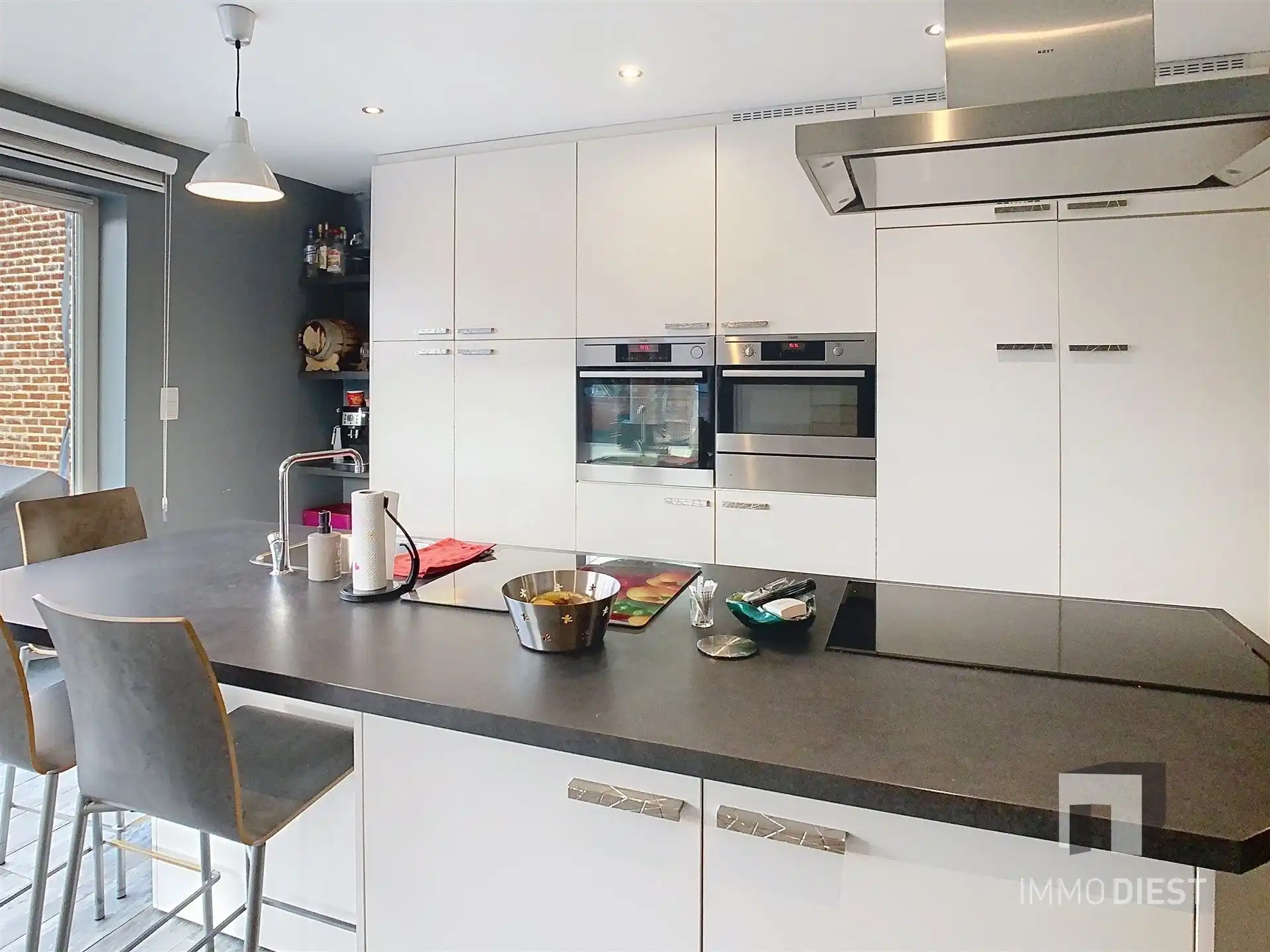 Volledig gerenoveerde halfopen woning +  EPC A foto 15