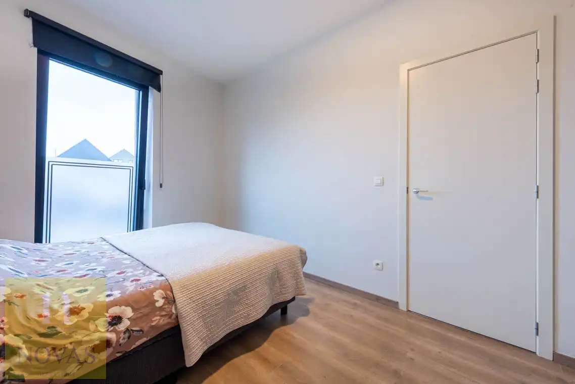 Appartement gelijkvloers van 2021, 2 slaapkamers, berging en parking foto 12