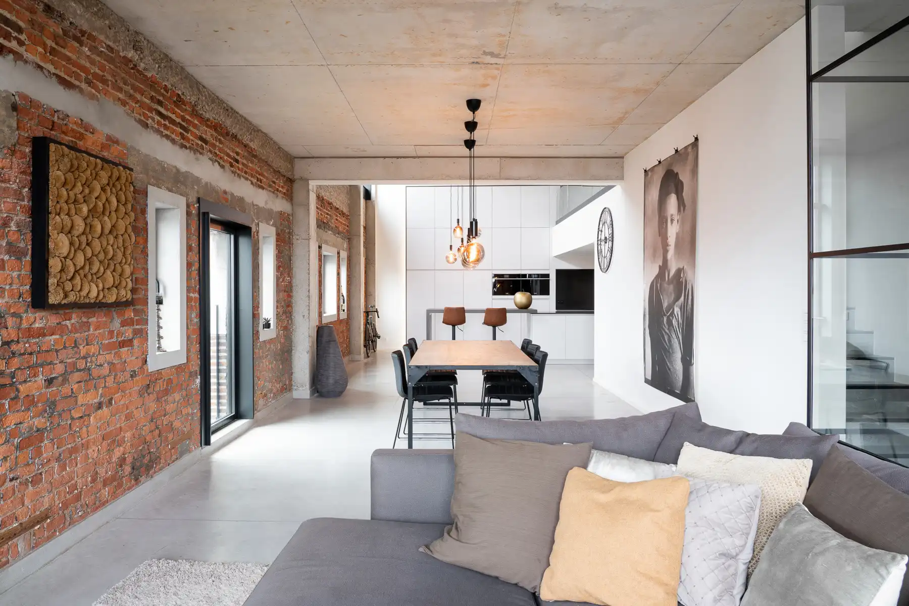 Stijlvol appartement (loft) met groot terras & 2 parkings... foto 4